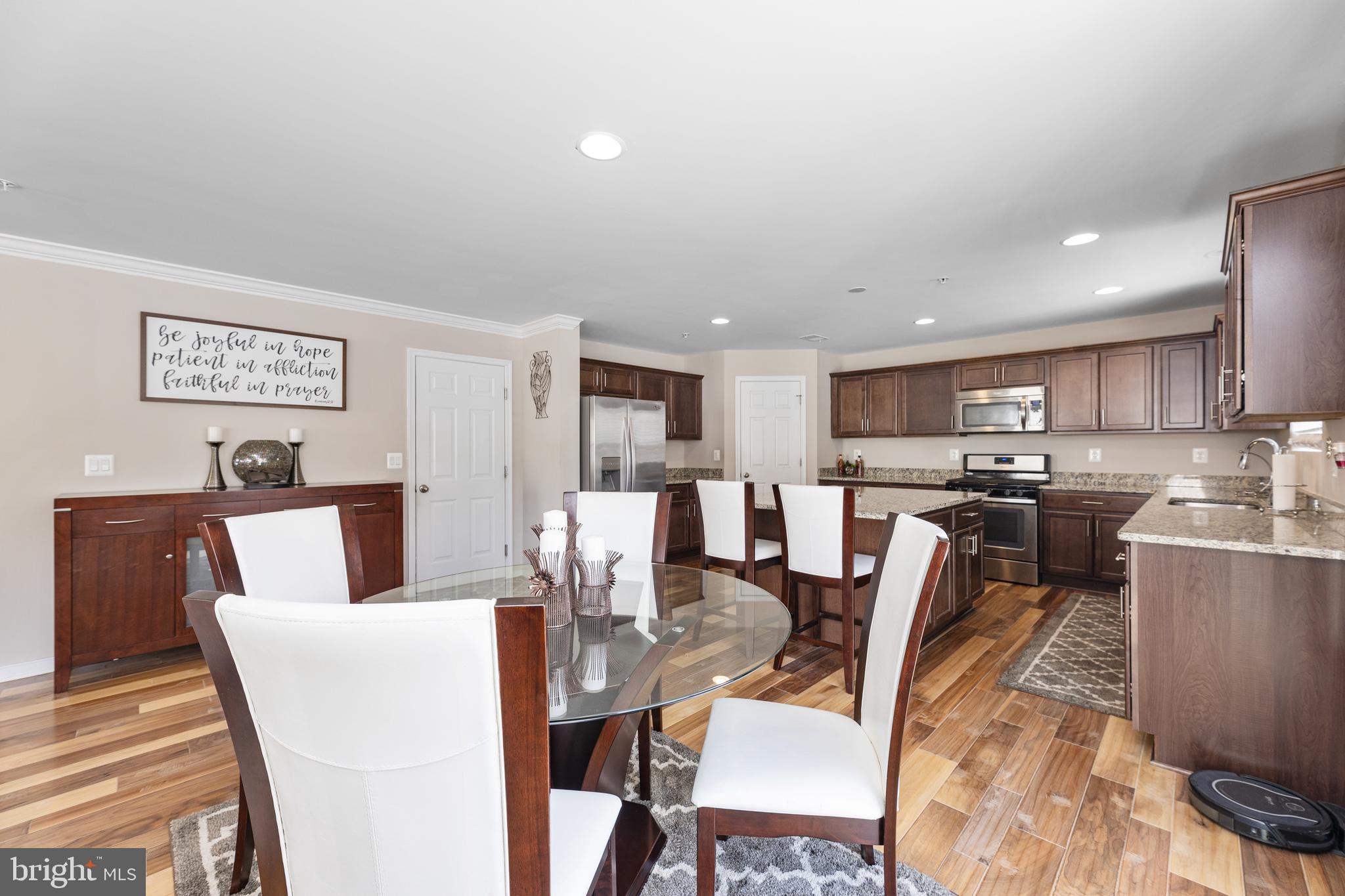 STONEWELL - Residential