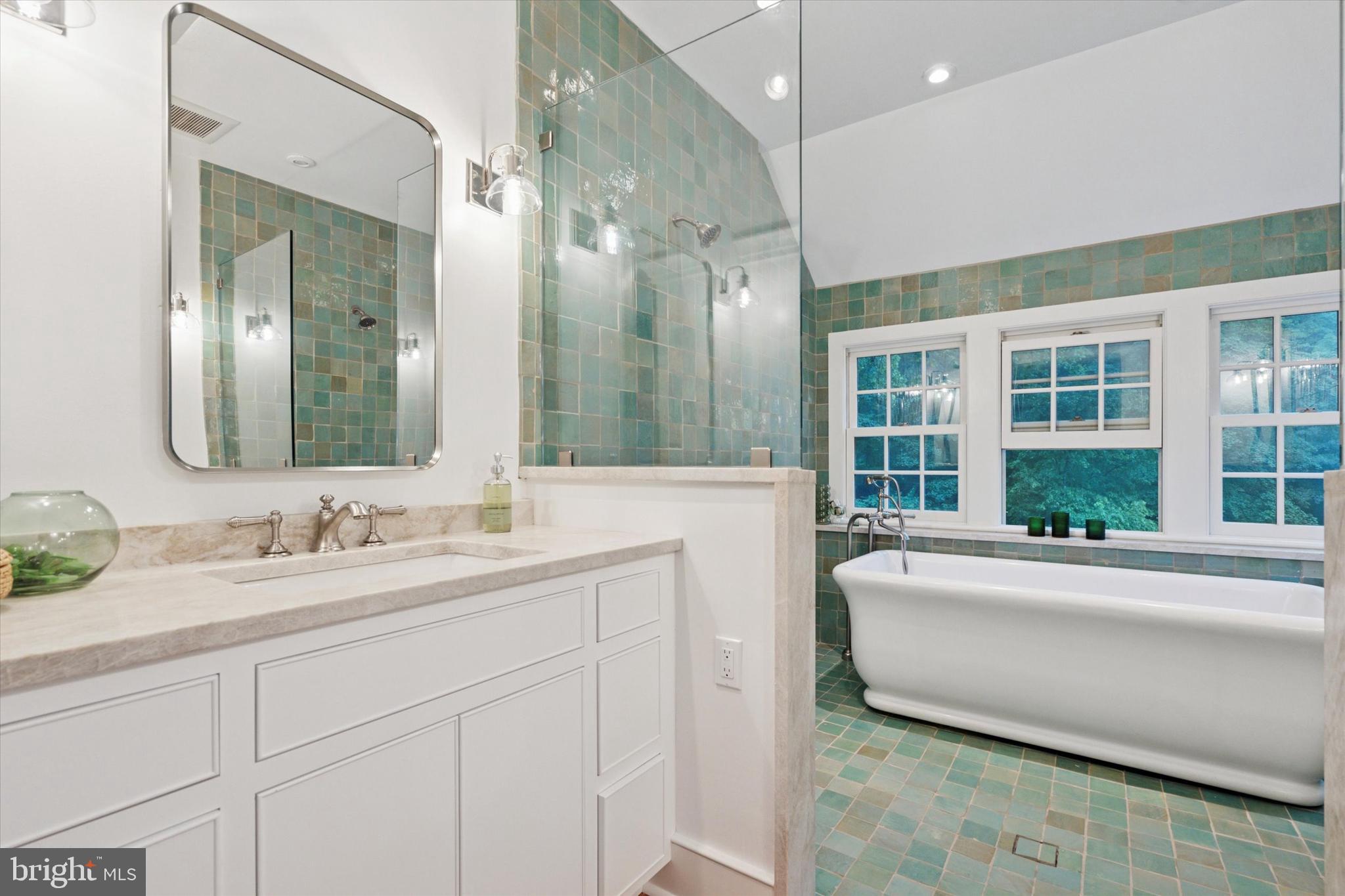 DOYLESTOWN - Residential