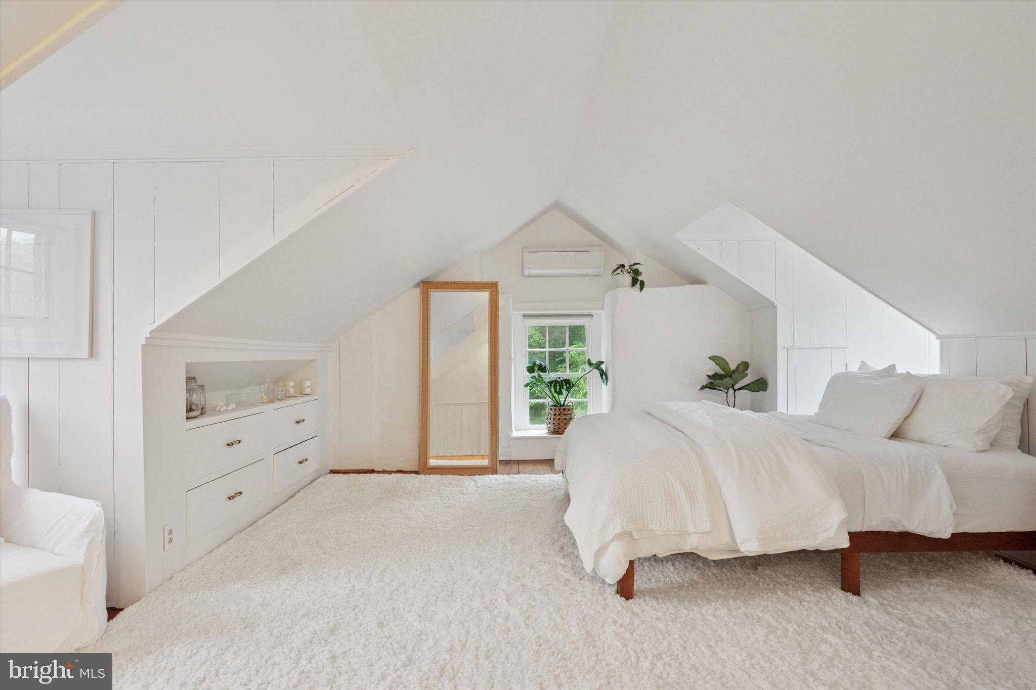 DOYLESTOWN - Residential