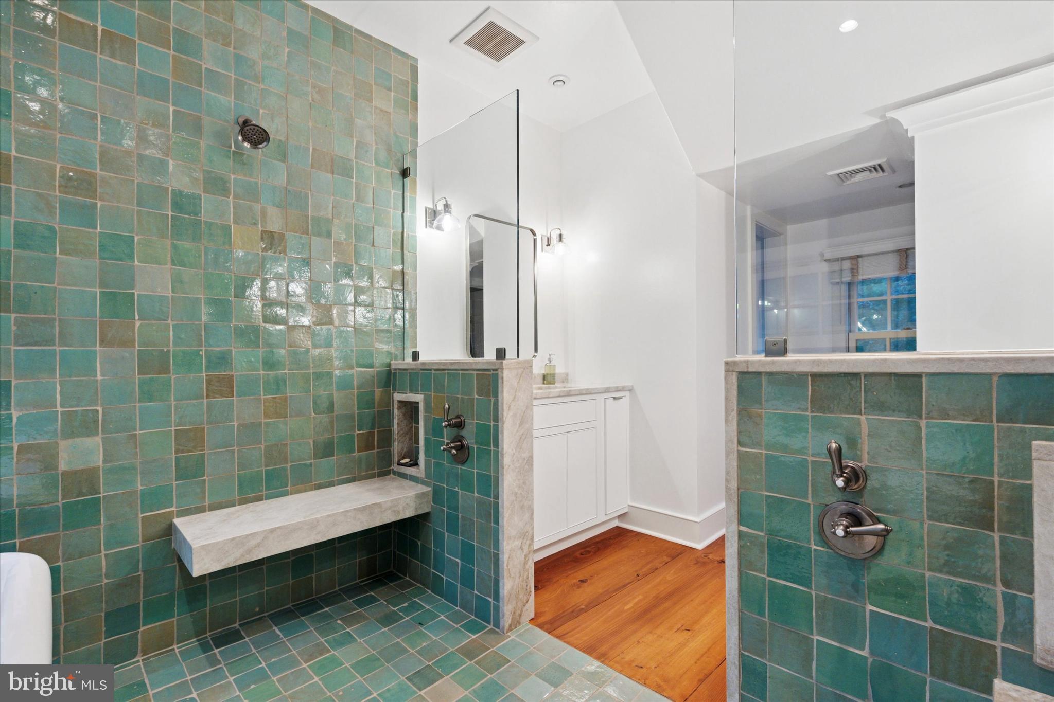 DOYLESTOWN - Residential