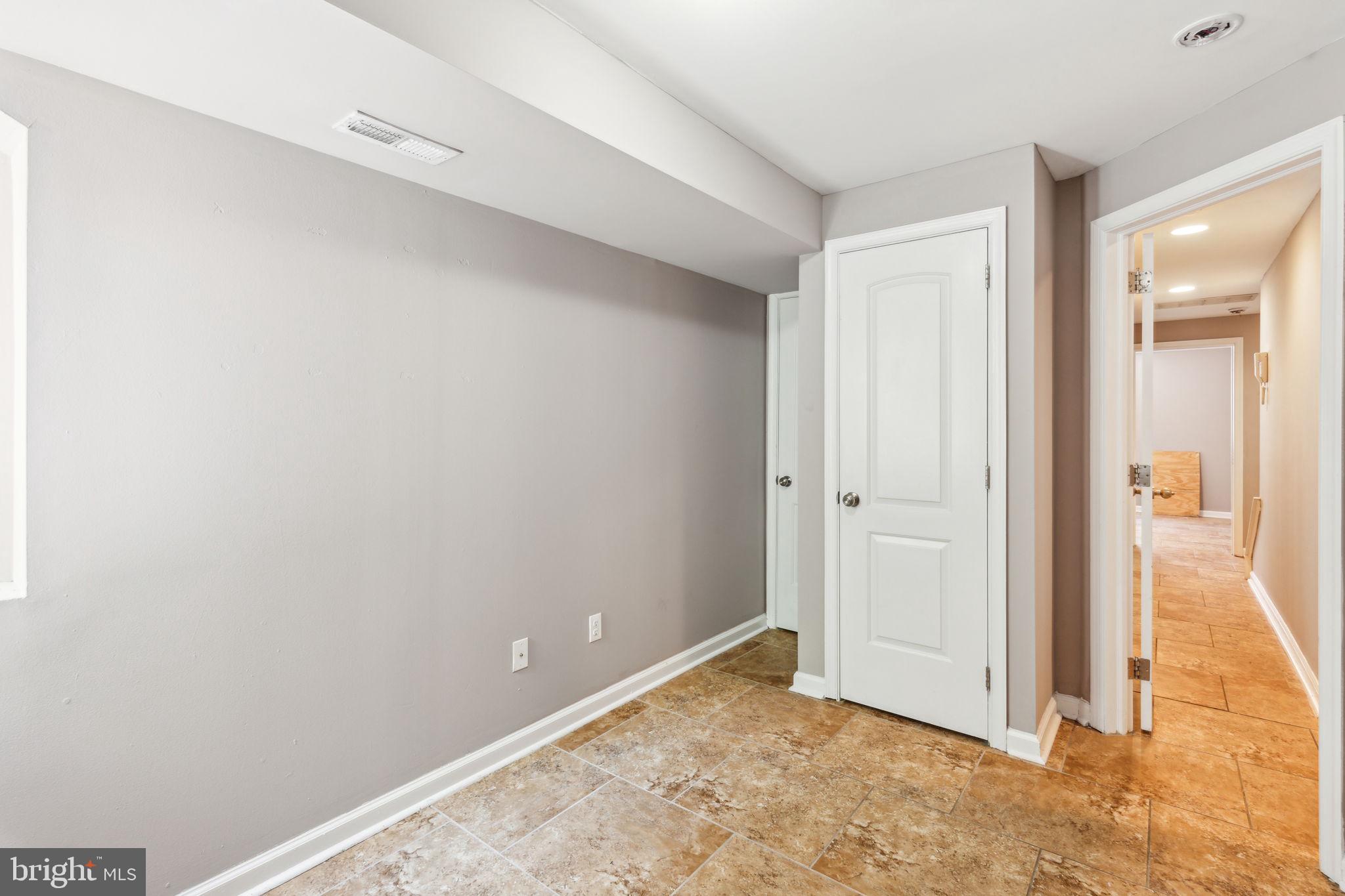 TEMPLE UNIVERSITY - Residential Income