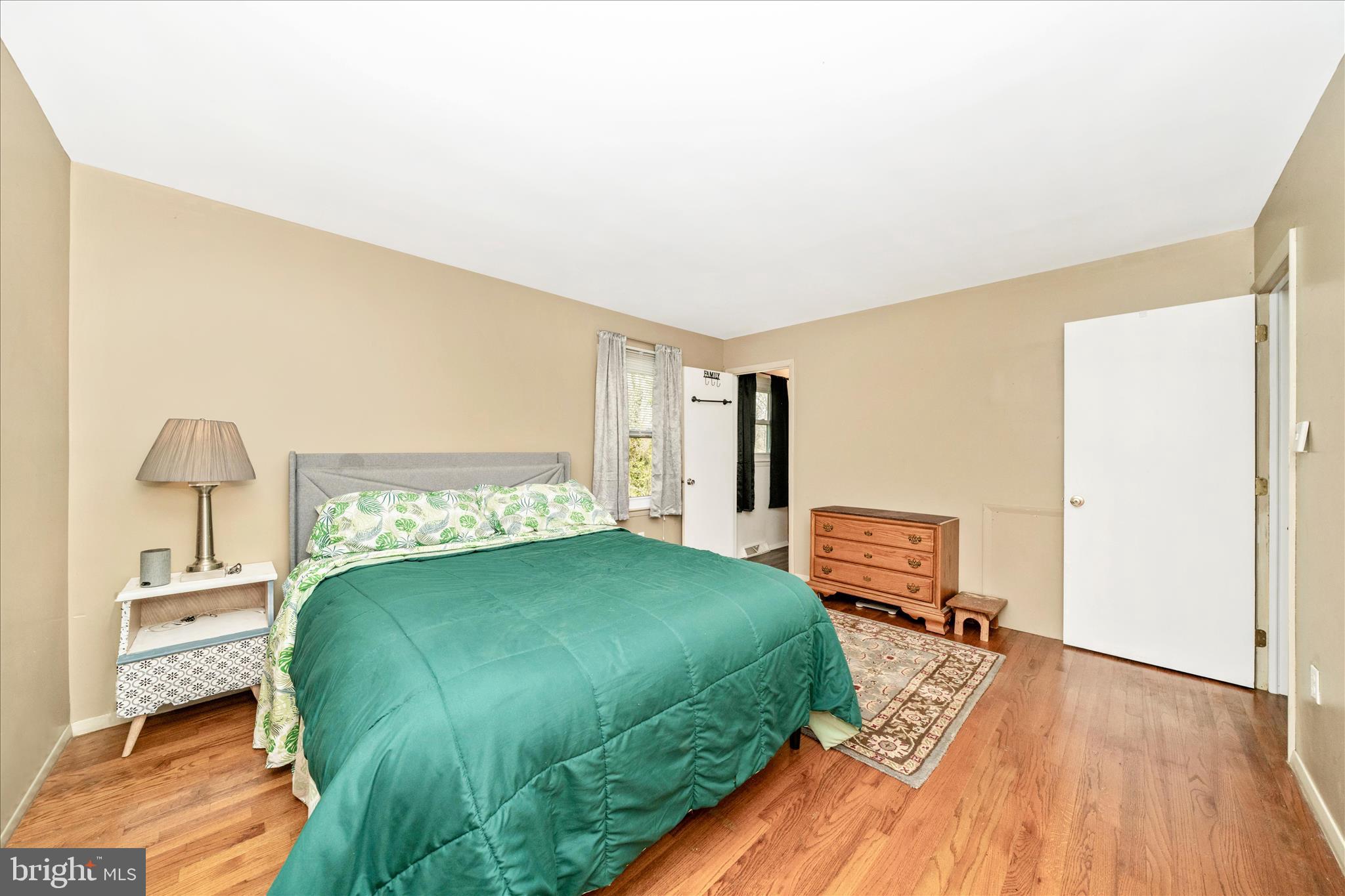 WOODSIDE STATION - Residential