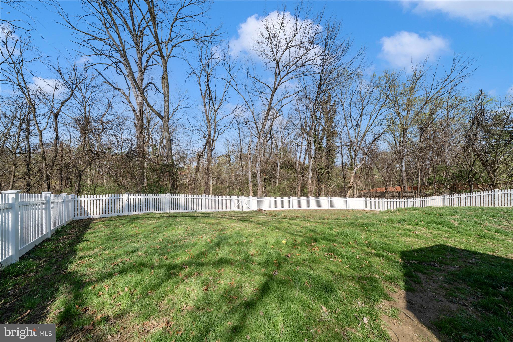 WOODSIDE STATION - Residential