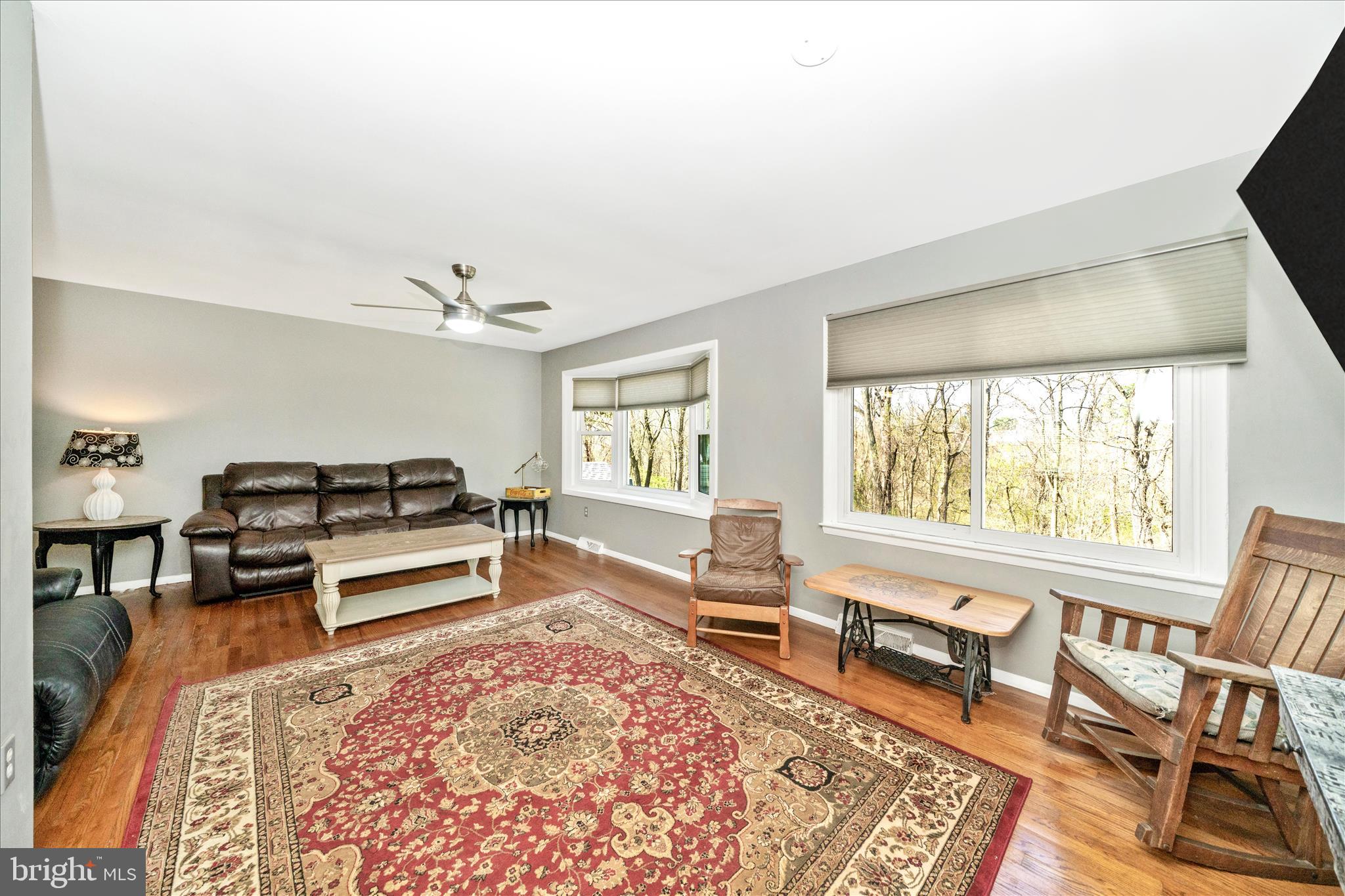 WOODSIDE STATION - Residential