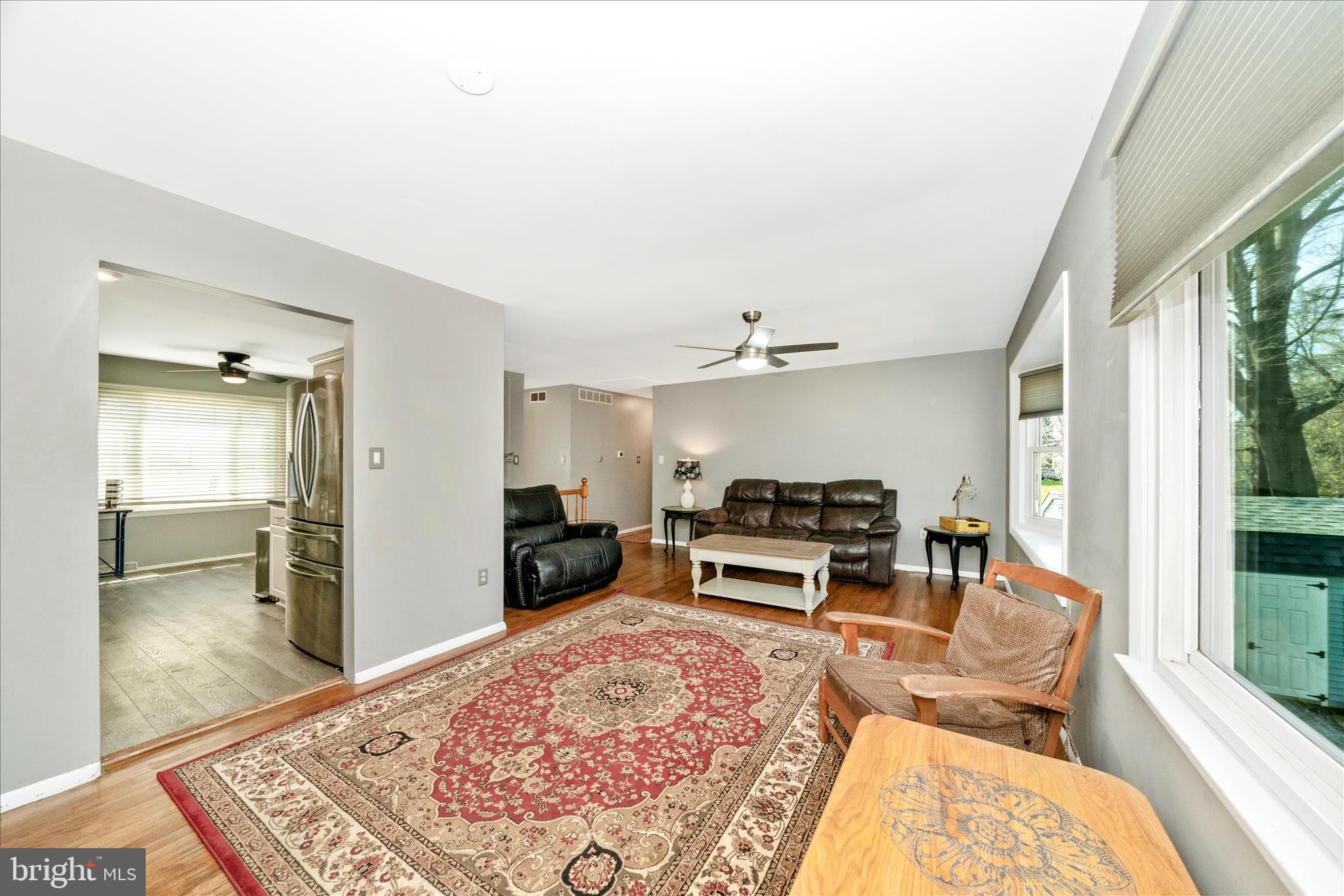 WOODSIDE STATION - Residential