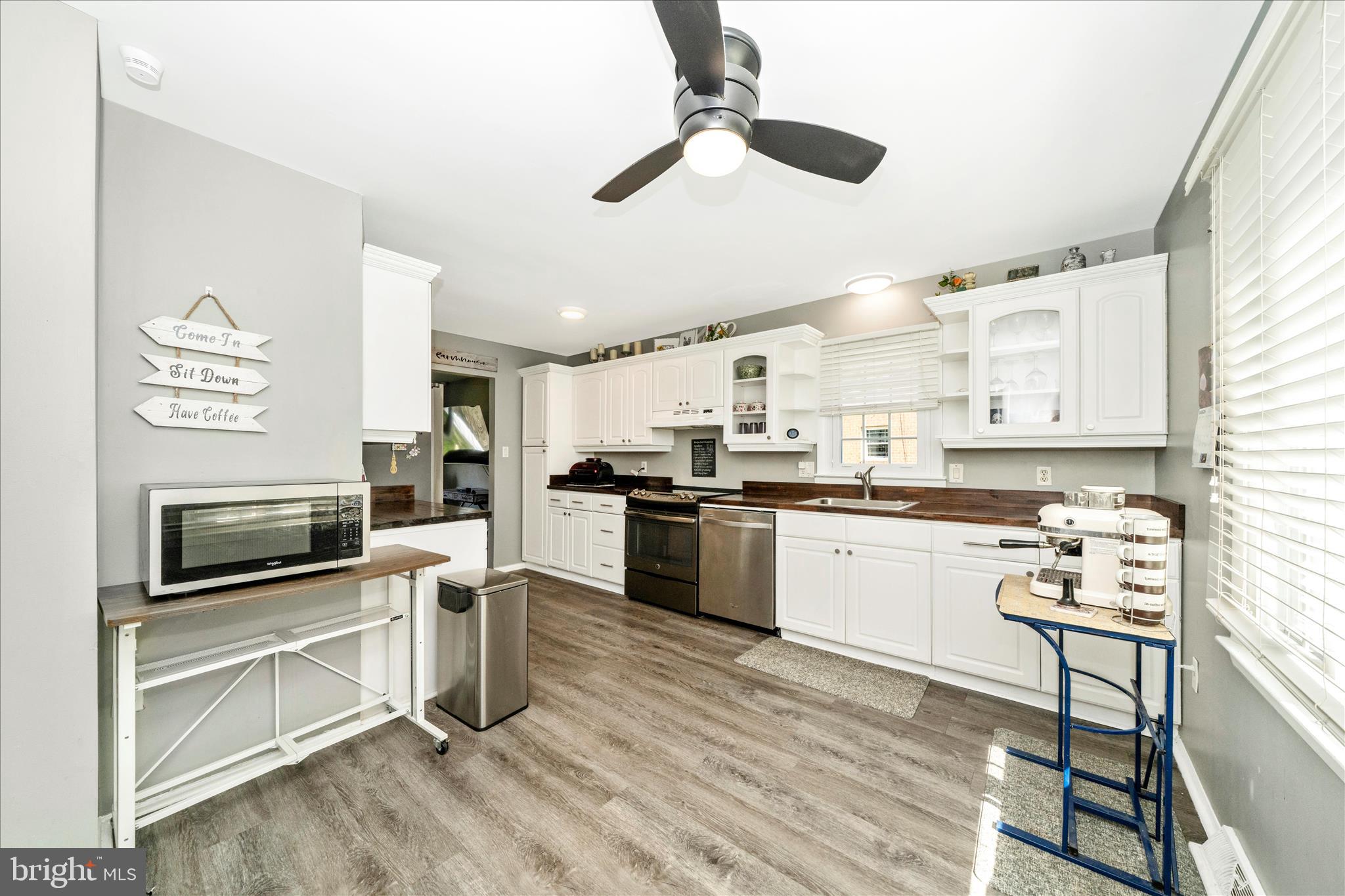 WOODSIDE STATION - Residential