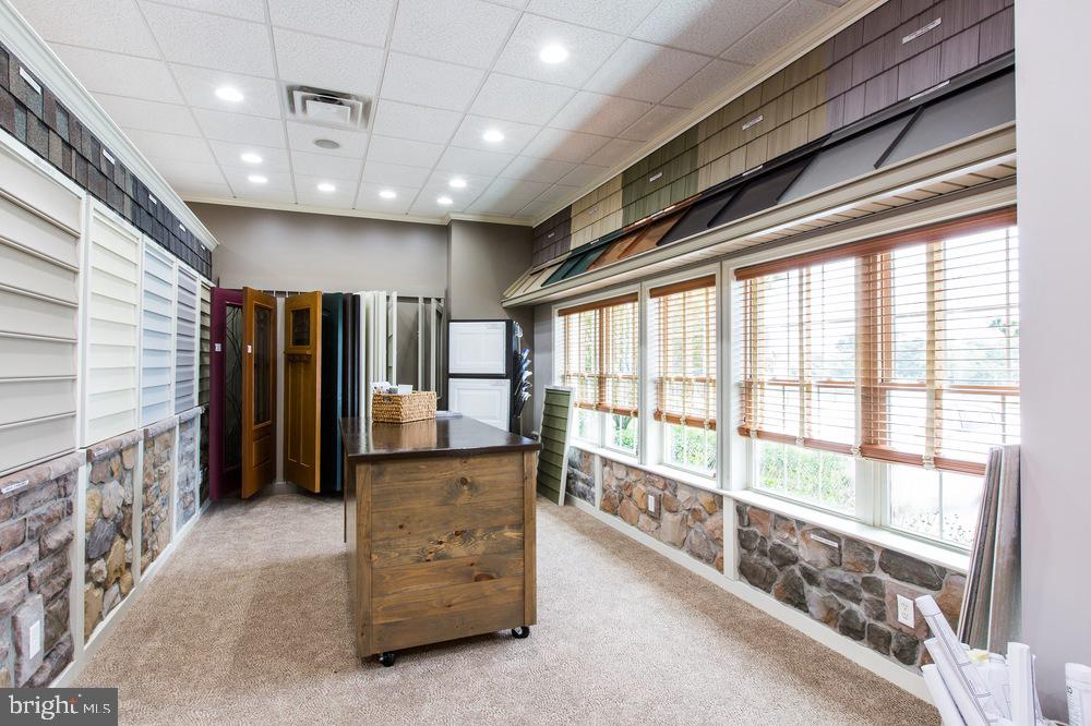 PINE VIEW ESTATES - Residential