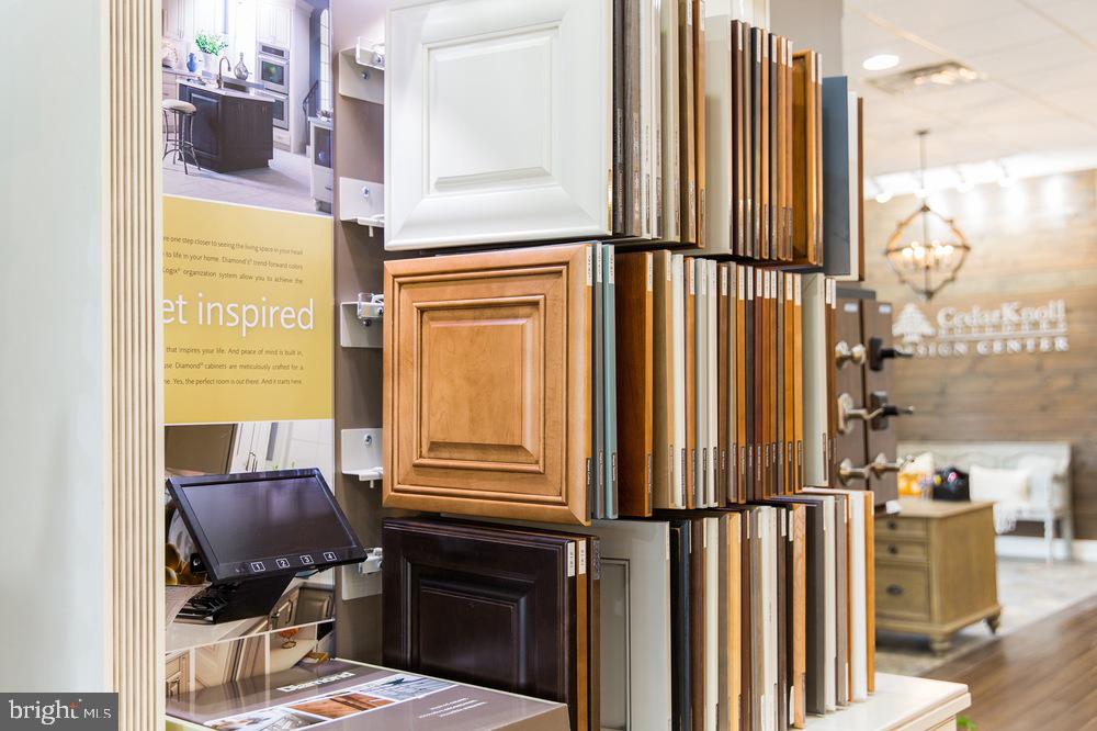 PINE VIEW ESTATES - Residential