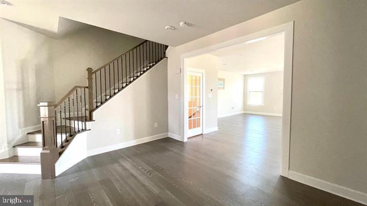 MALVERN CROSSING - Residential