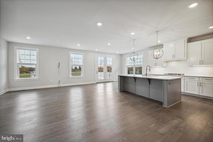 MALVERN CROSSING - Residential