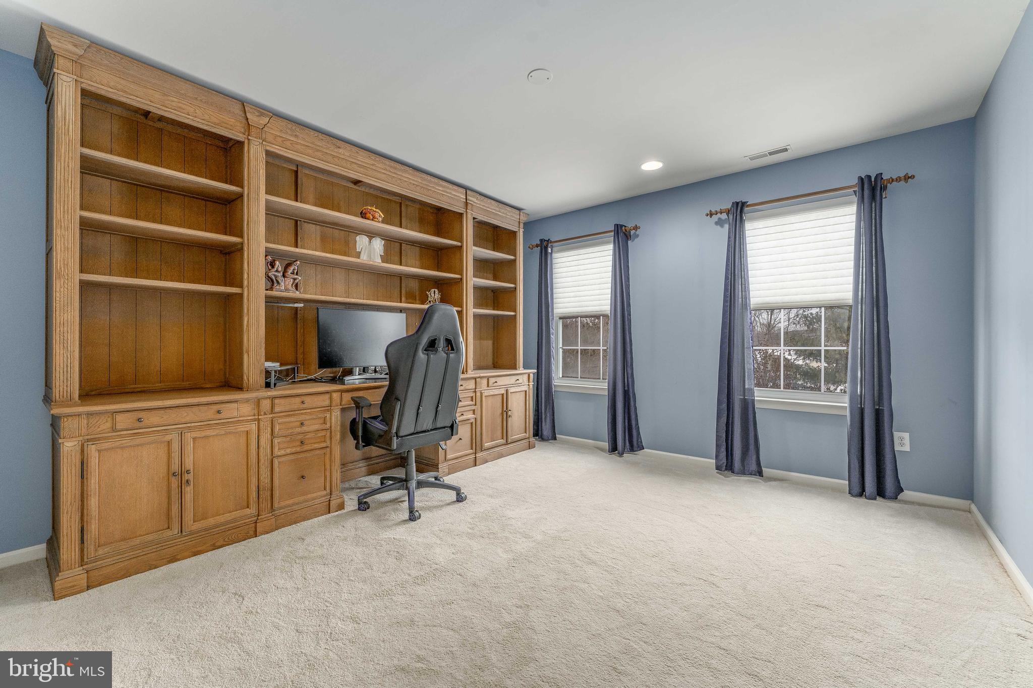 RAVENS CLAW - Residential