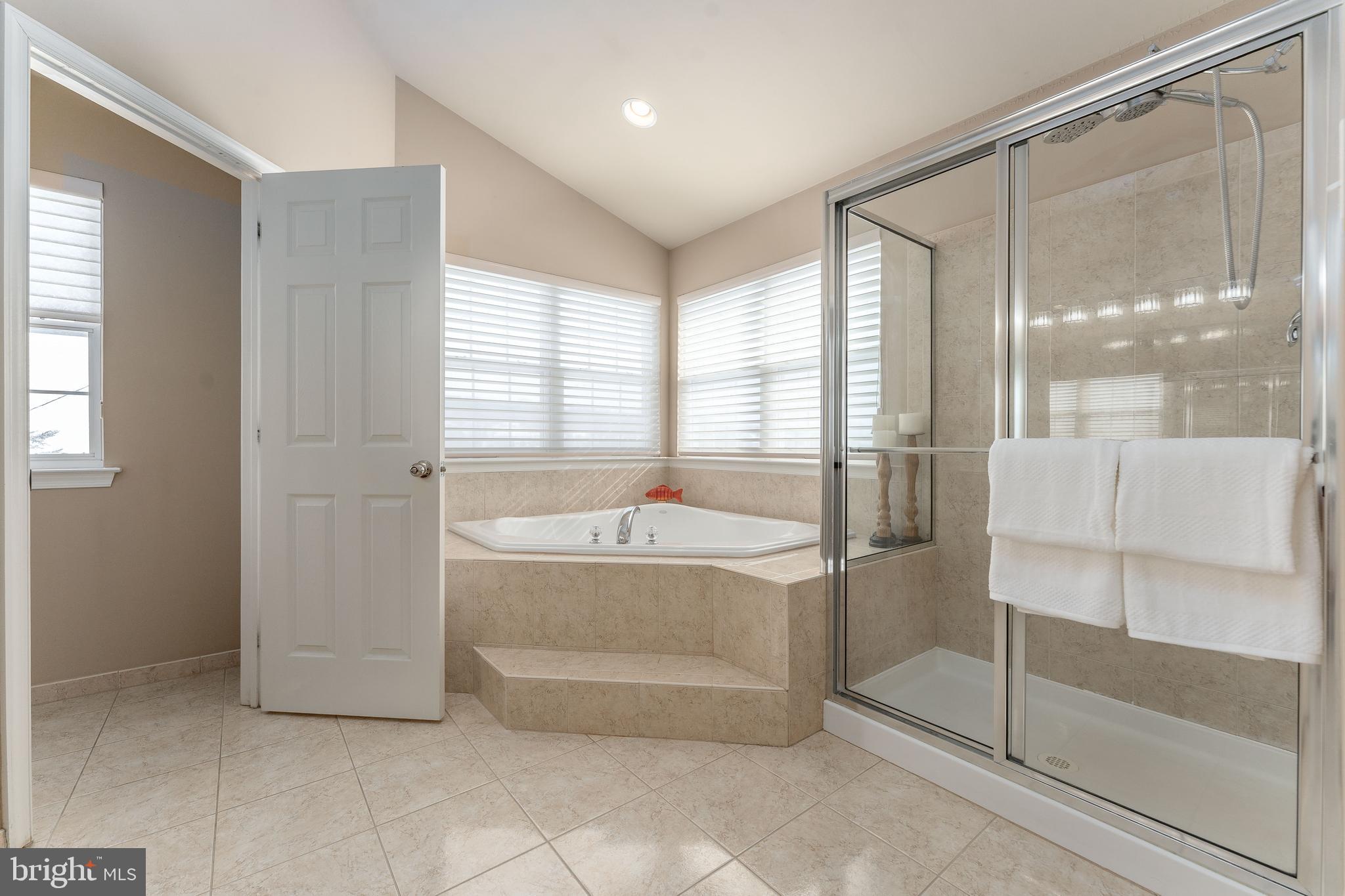 RAVENS CLAW - Residential