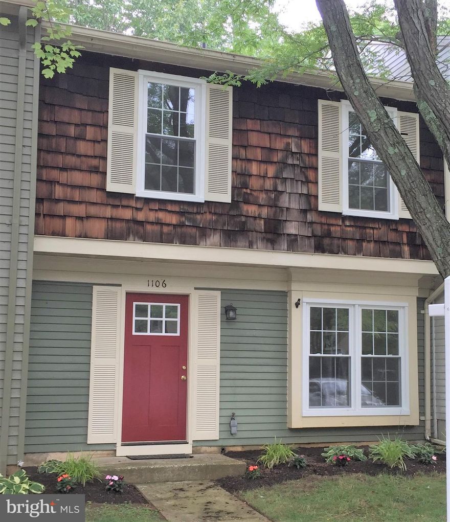 PLUSH LIFESTYLE WITH $35K IN UPGRADES INCLUDING STAINLESS APPLIANCES W/ BUILT-IN MICROWAVE, KITCHEN CABINETS, & GRANITE COUNTERS**NEUTRAL CARPET & TILE THROUGHOUT**UPDATED WINDOWS & SIX PANEL DOORS**LARGE PATIO BACKS TO WOODED OPEN SPACE**PREFER NO SMOKING & NO PETS, WILL CONSIDER CASE BY CASE THOUGH**