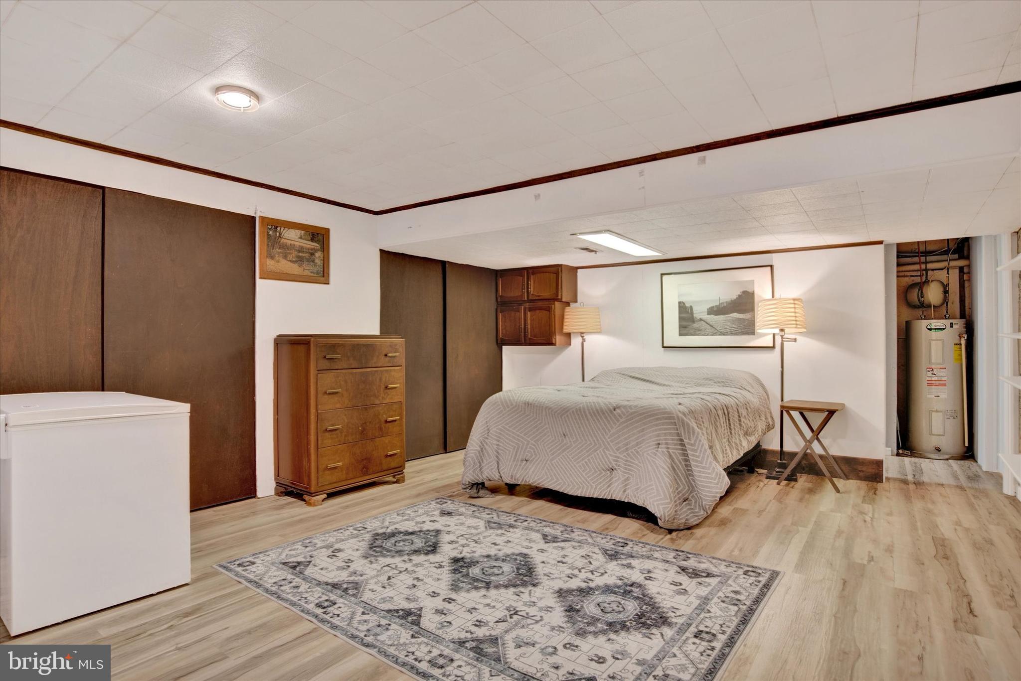 INDIAN CREEK - Residential