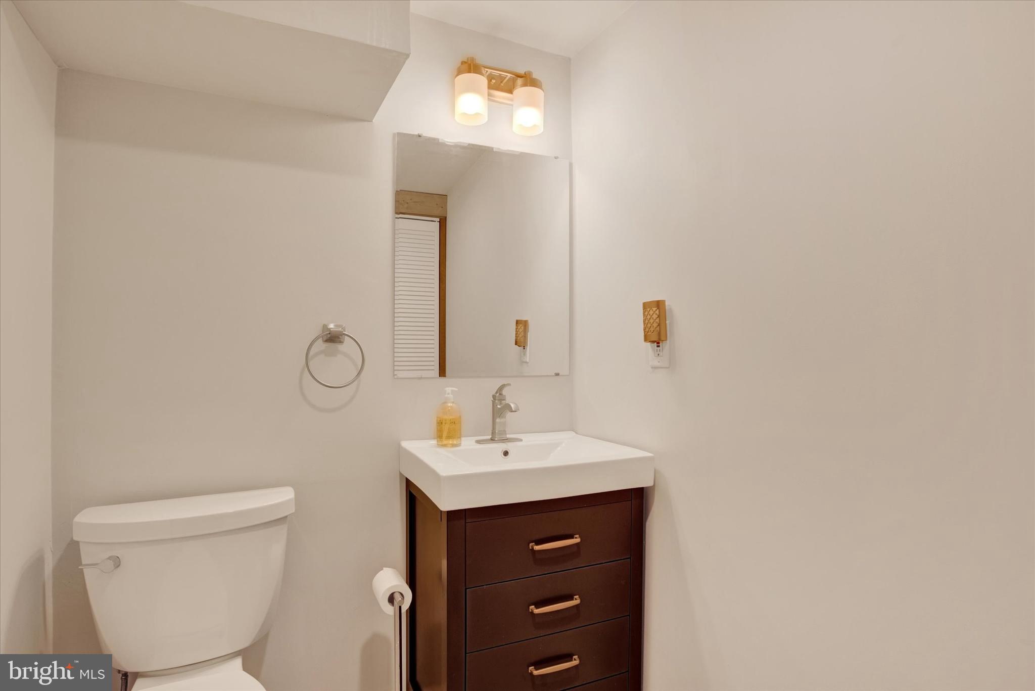 INDIAN CREEK - Residential