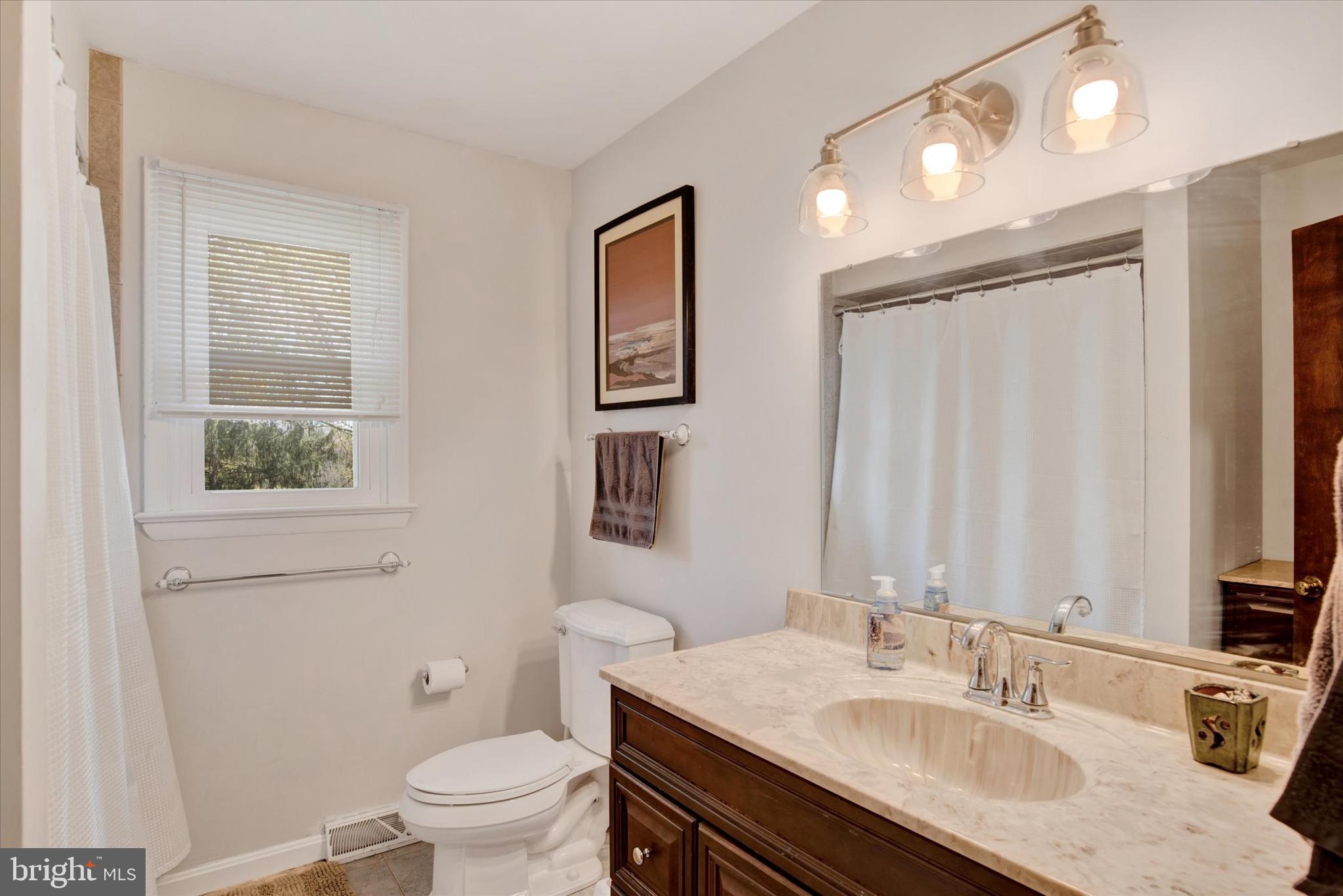 INDIAN CREEK - Residential