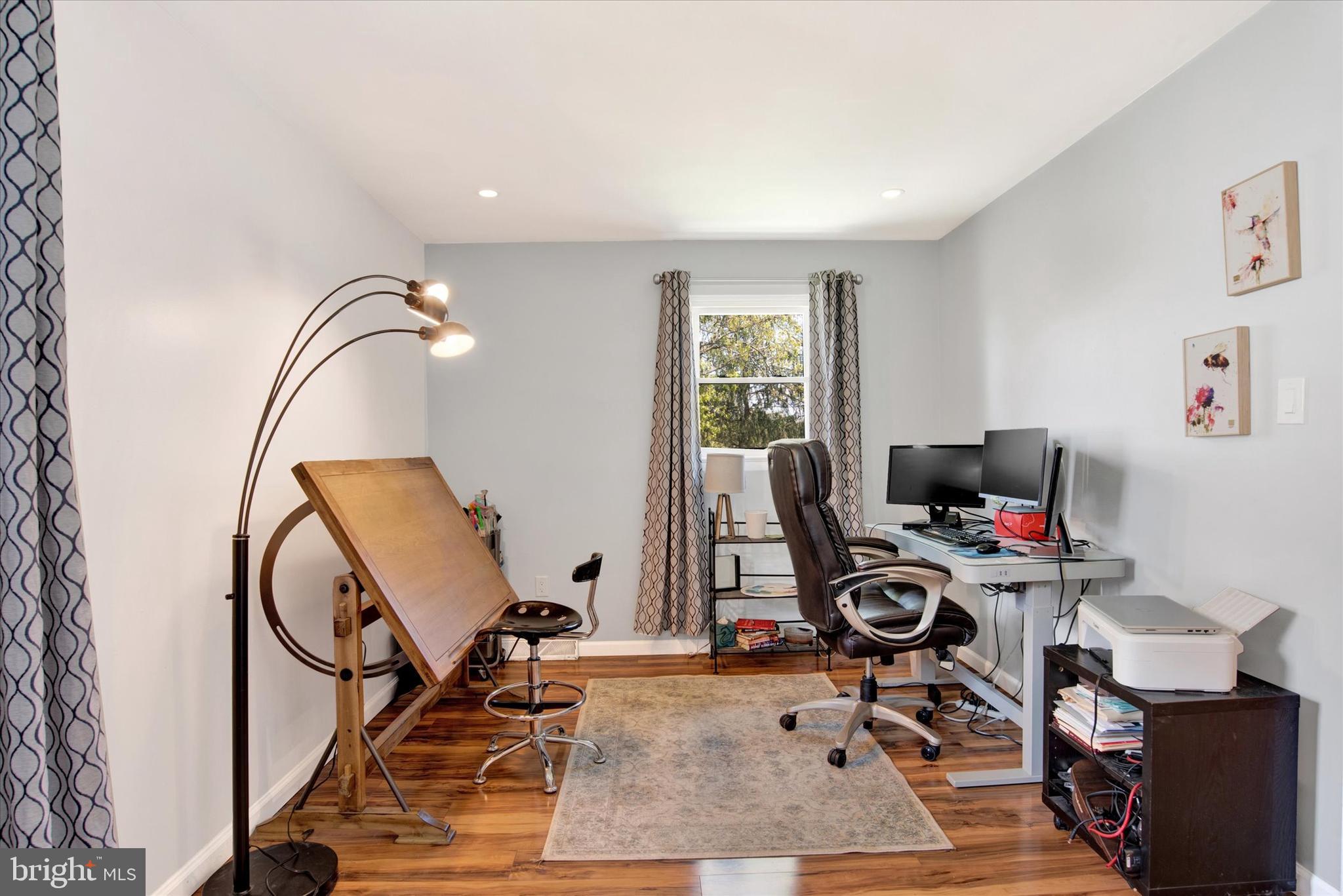 INDIAN CREEK - Residential