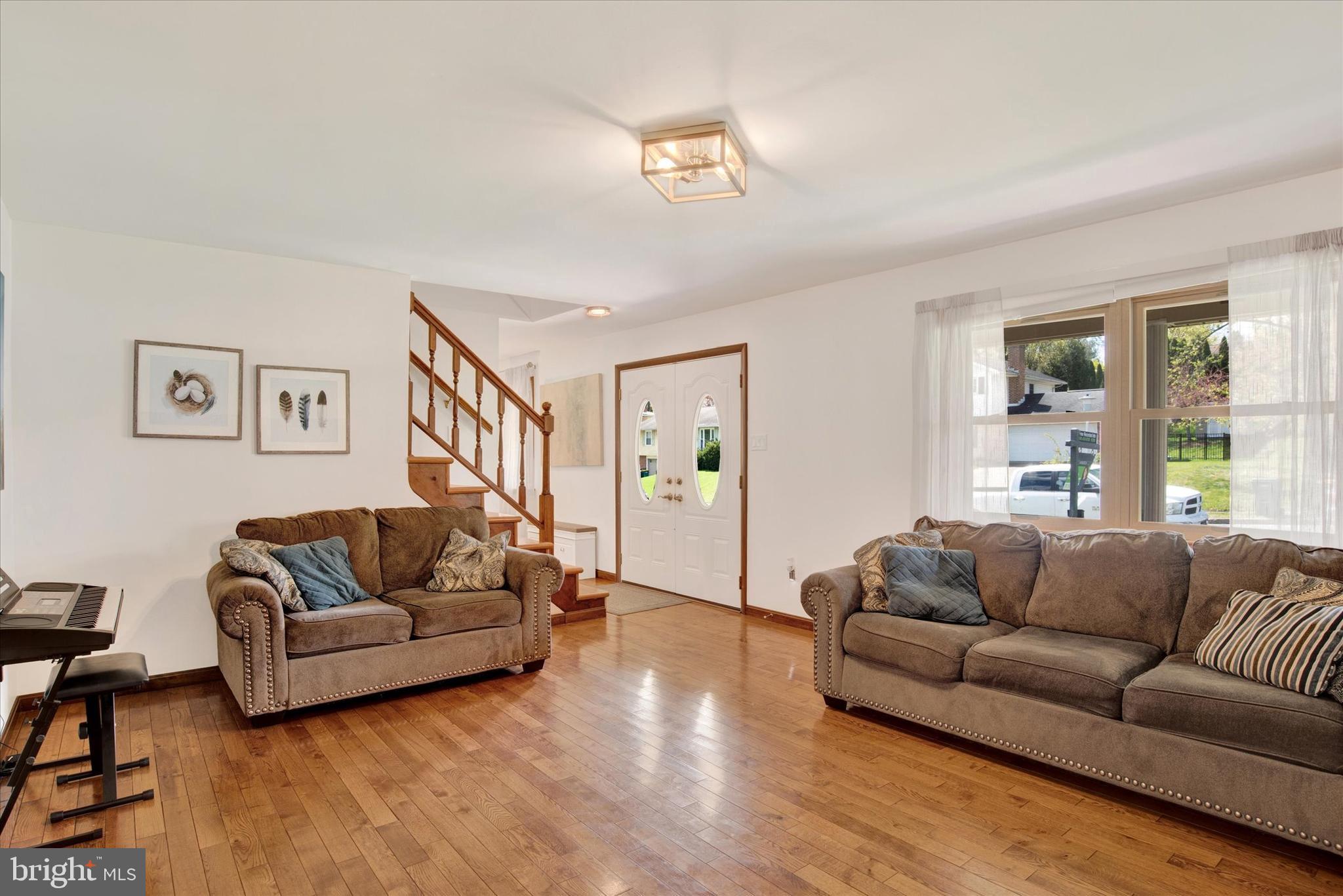 INDIAN CREEK - Residential