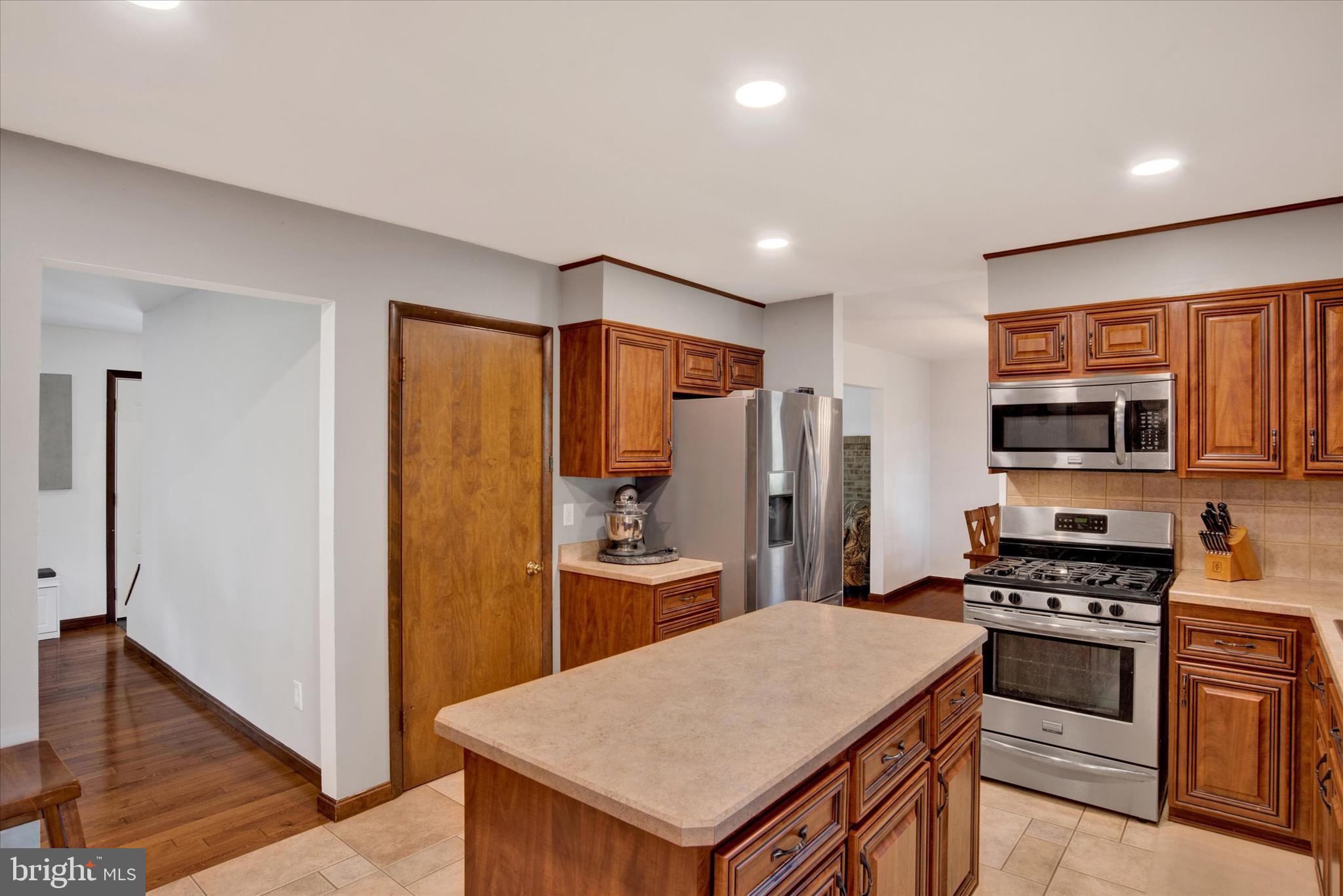 INDIAN CREEK - Residential