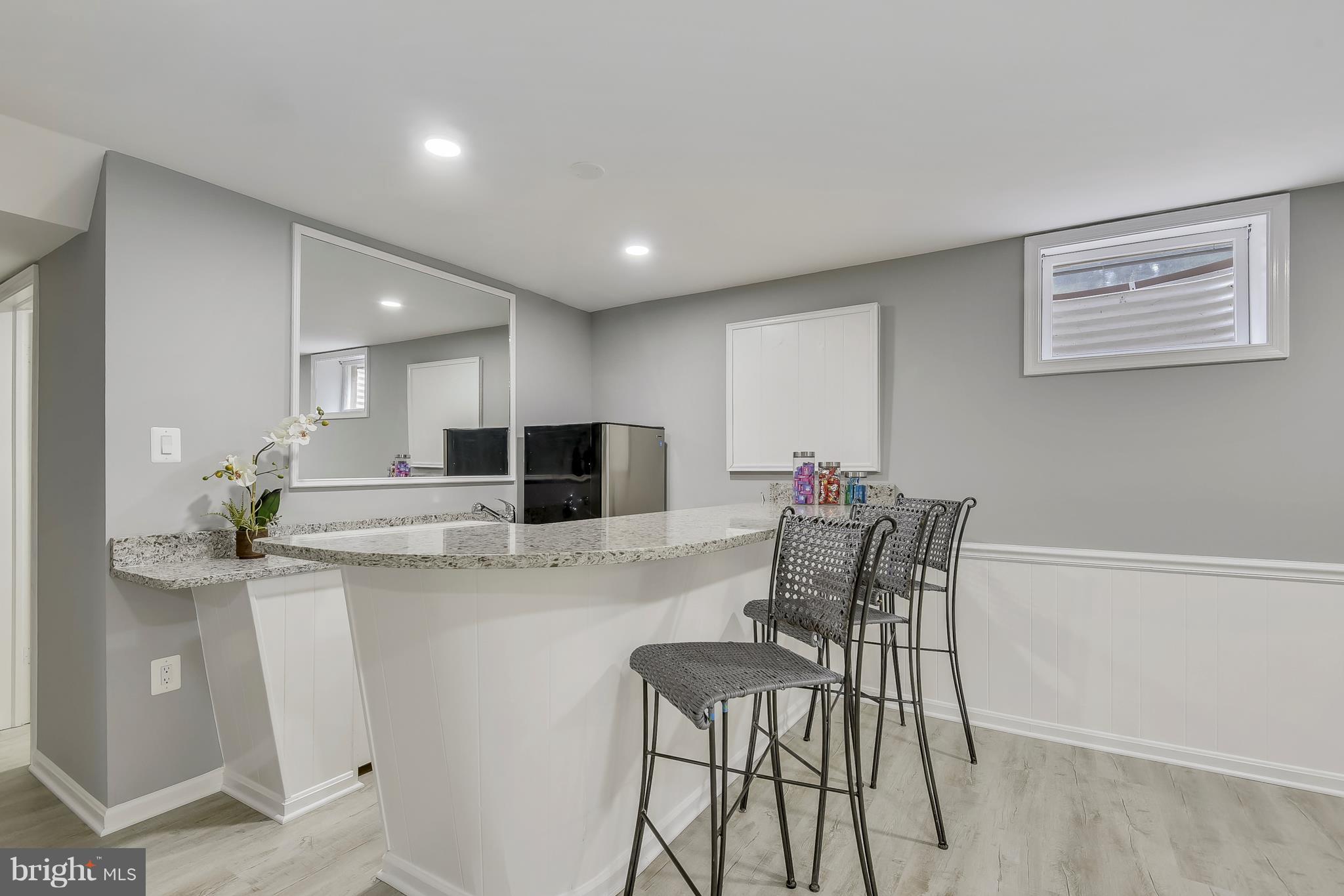 LANGLEY OAKS - Residential