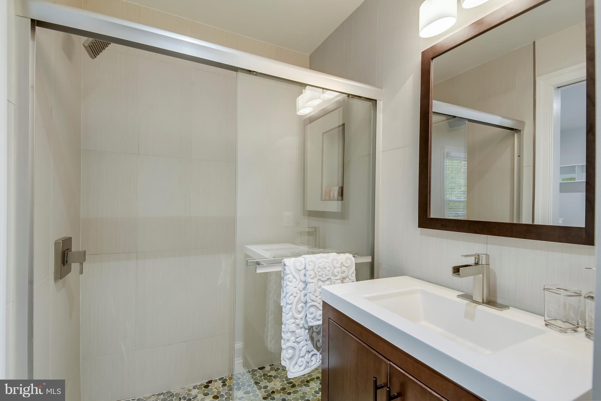 LANGLEY OAKS - Residential