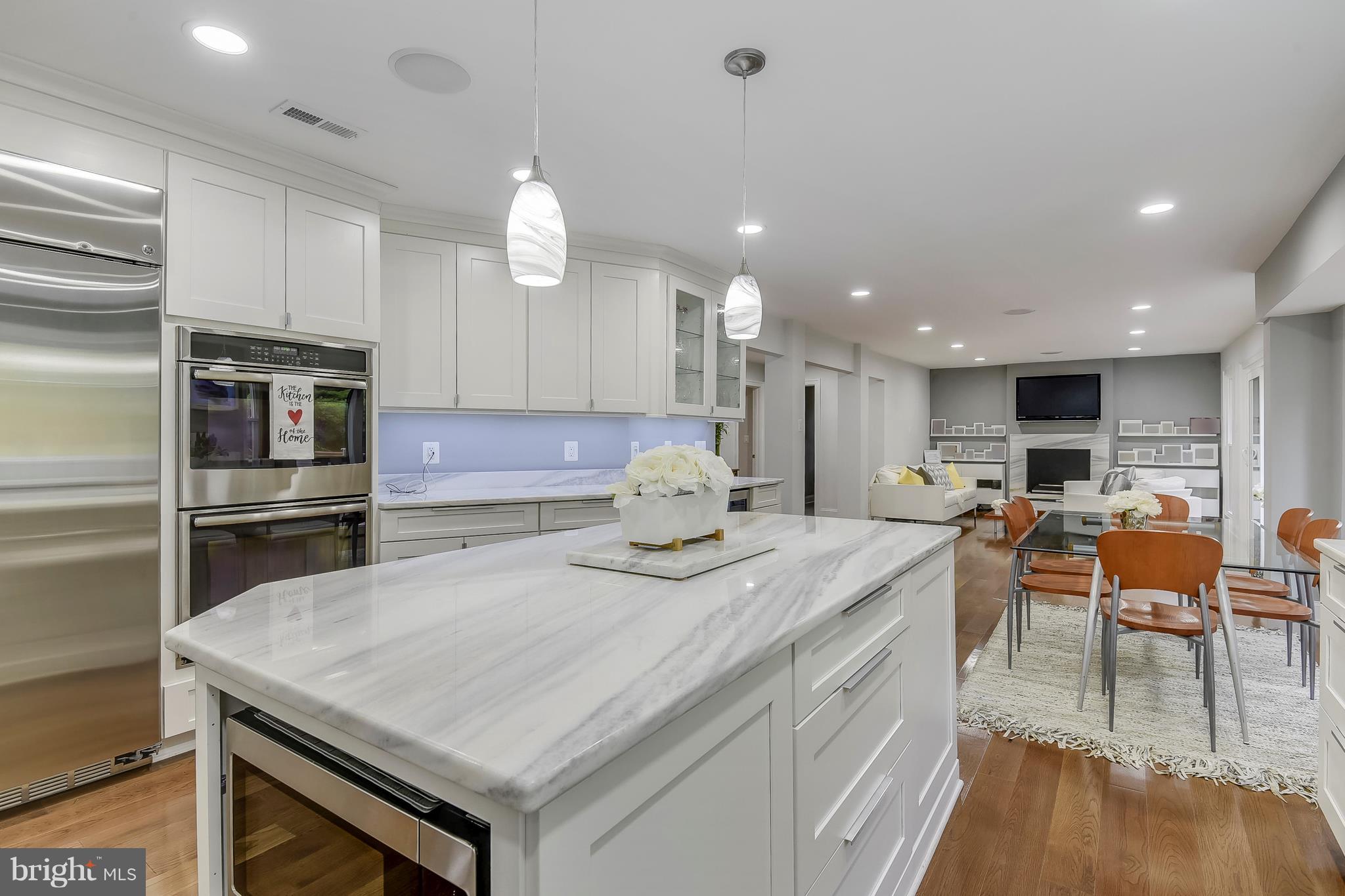 LANGLEY OAKS - Residential