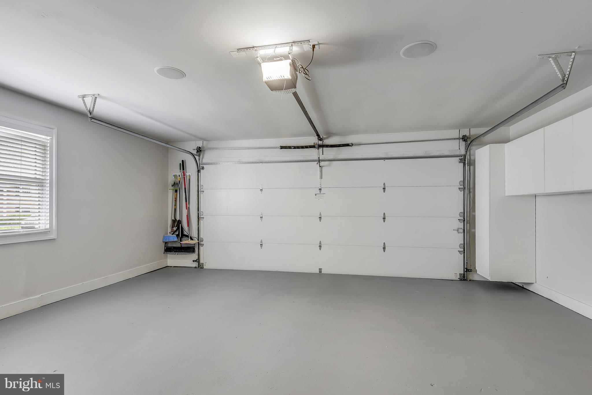 LANGLEY OAKS - Residential