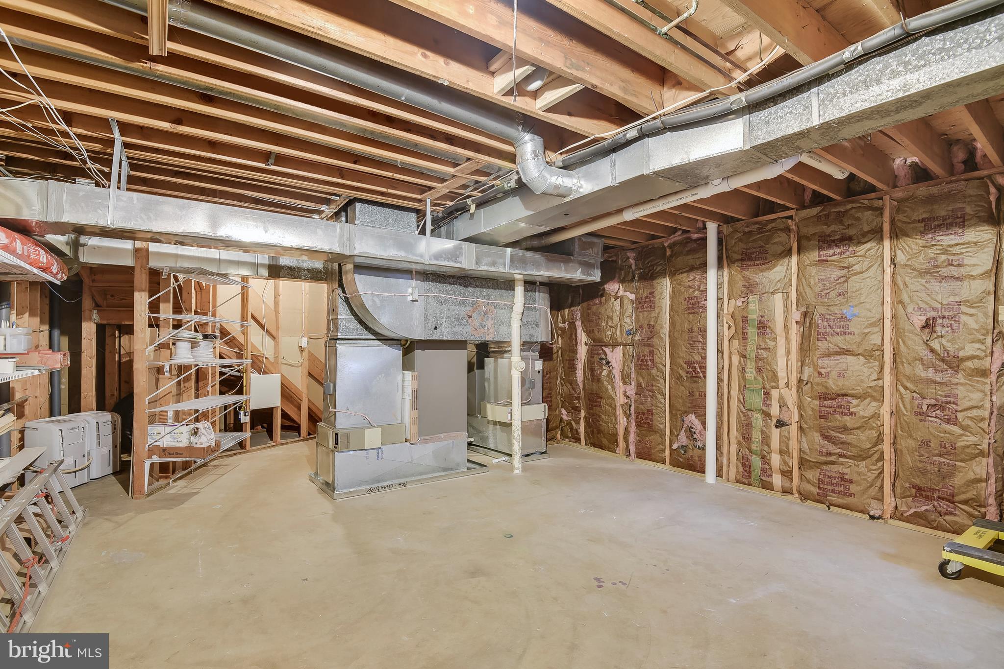 LANGLEY OAKS - Residential