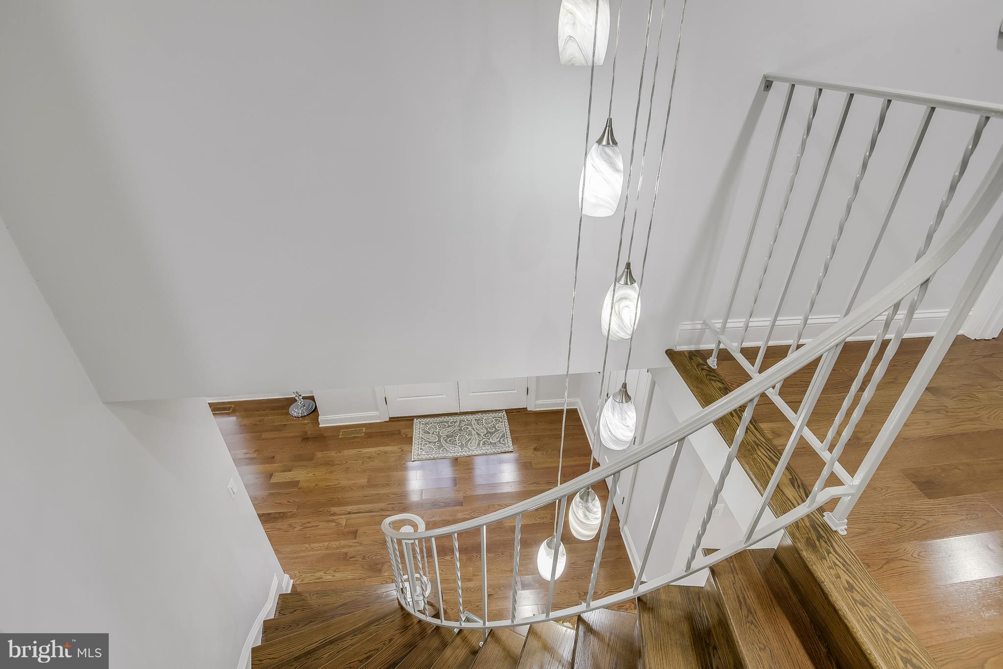 LANGLEY OAKS - Residential