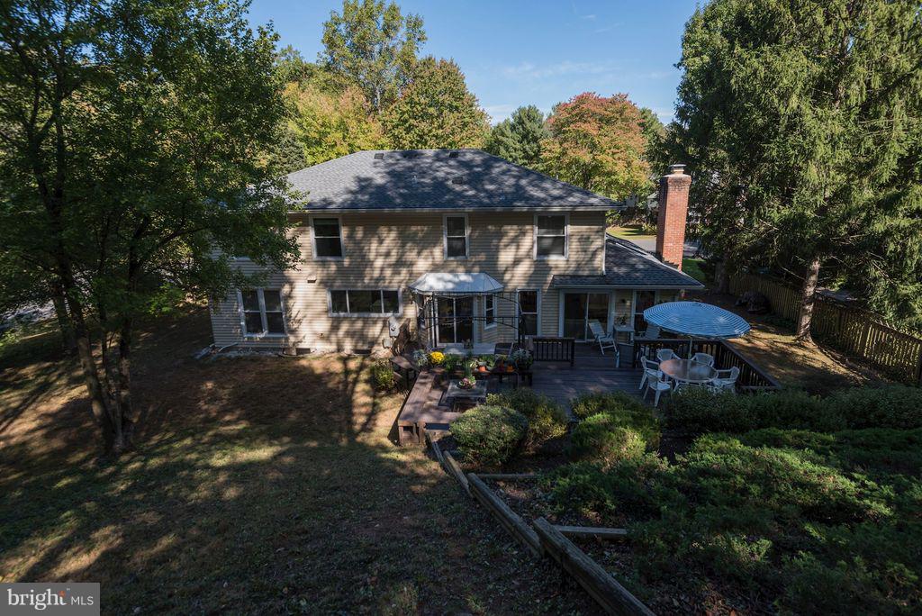 LANGLEY OAKS - Residential