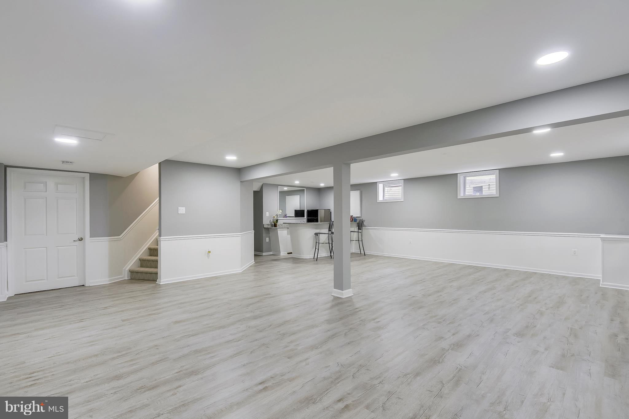 LANGLEY OAKS - Residential