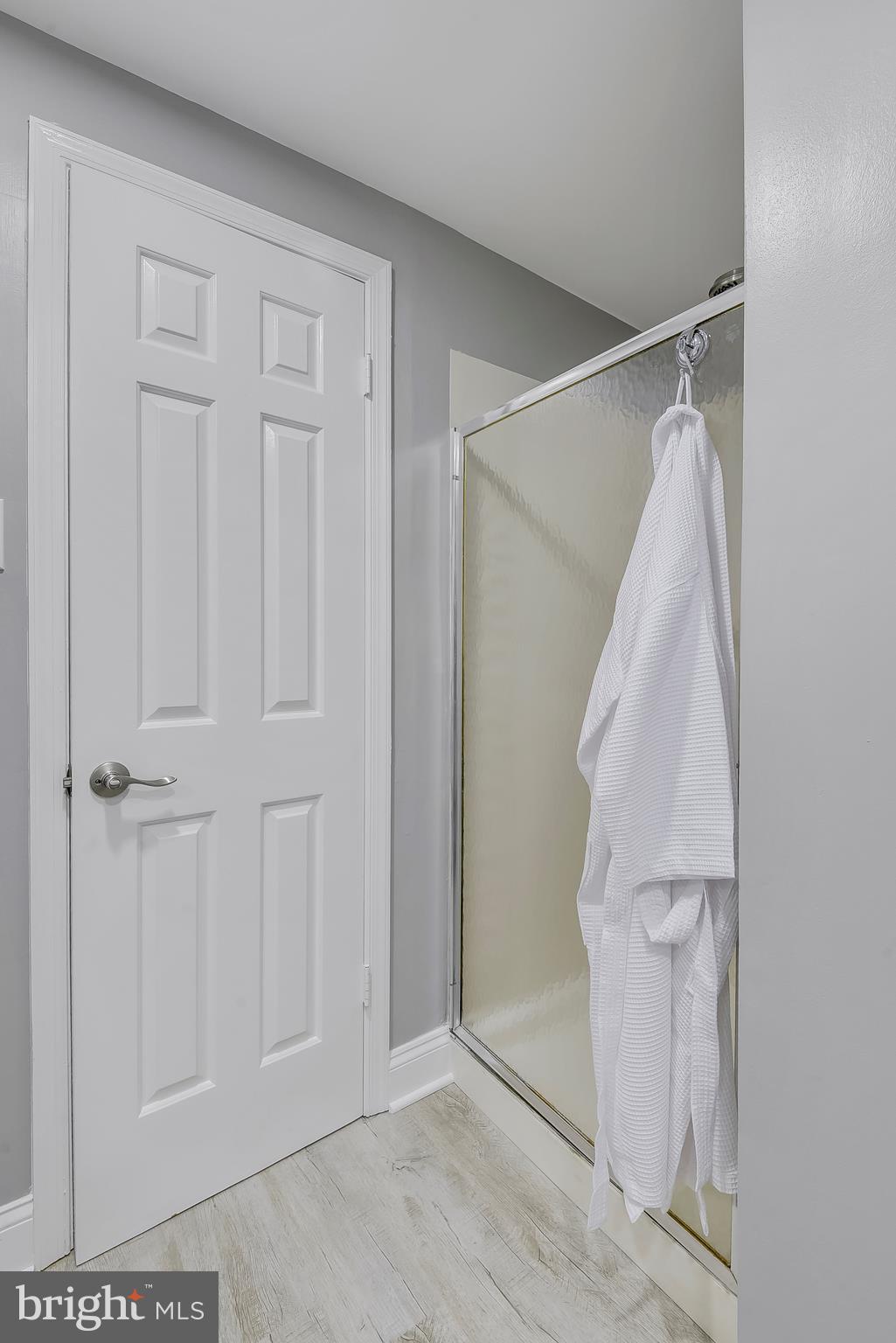 LANGLEY OAKS - Residential