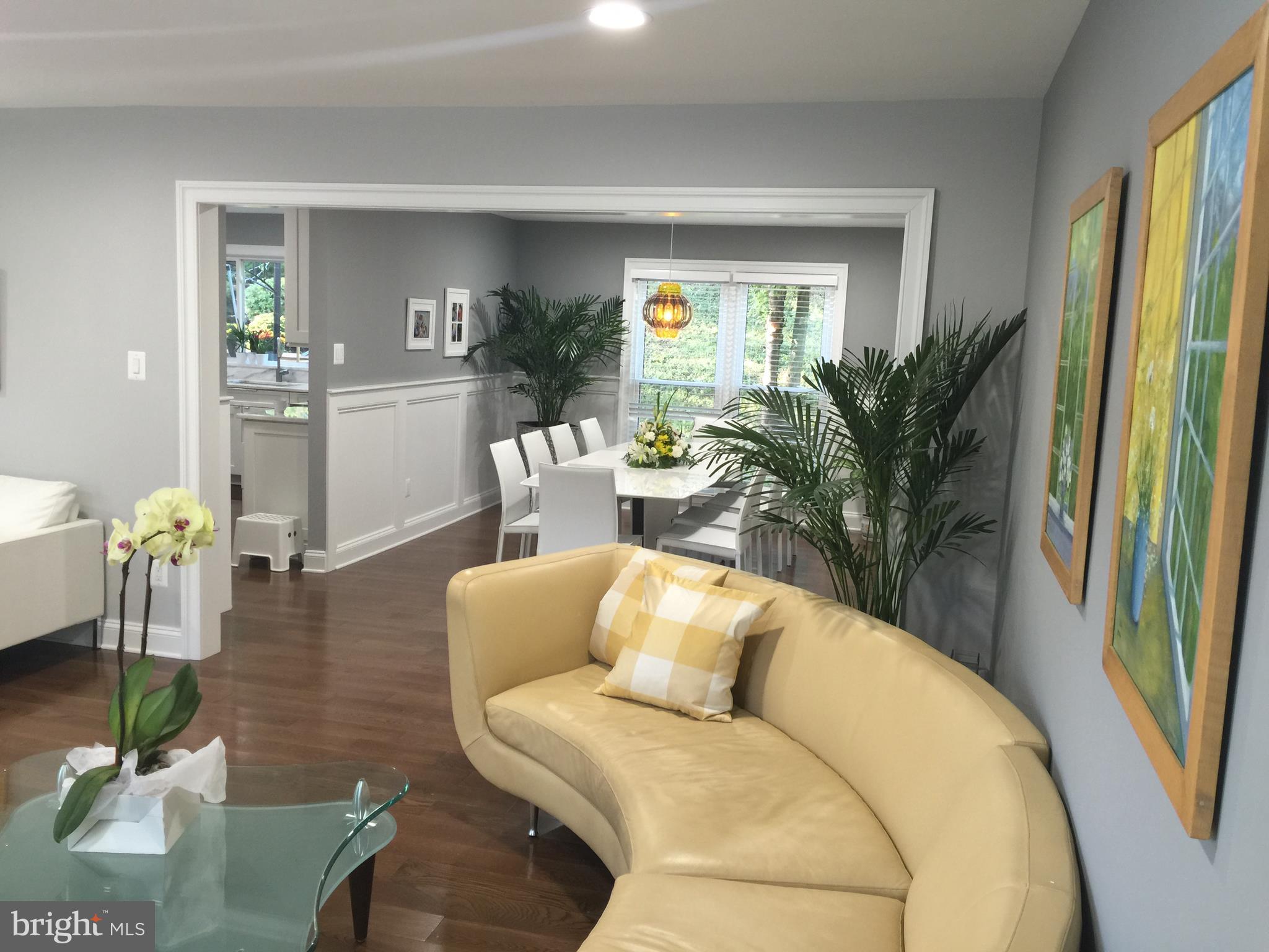 LANGLEY OAKS - Residential