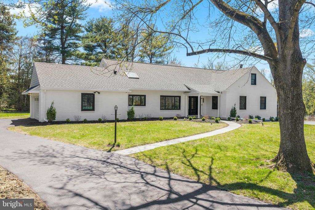 Photo of 1021 Walsh Lane, NARBERTH, PA 19072 (MLS # PAMC2174696)