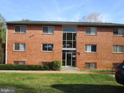 2506 MARKHAM LANE 4 LANDOVER MD 20785