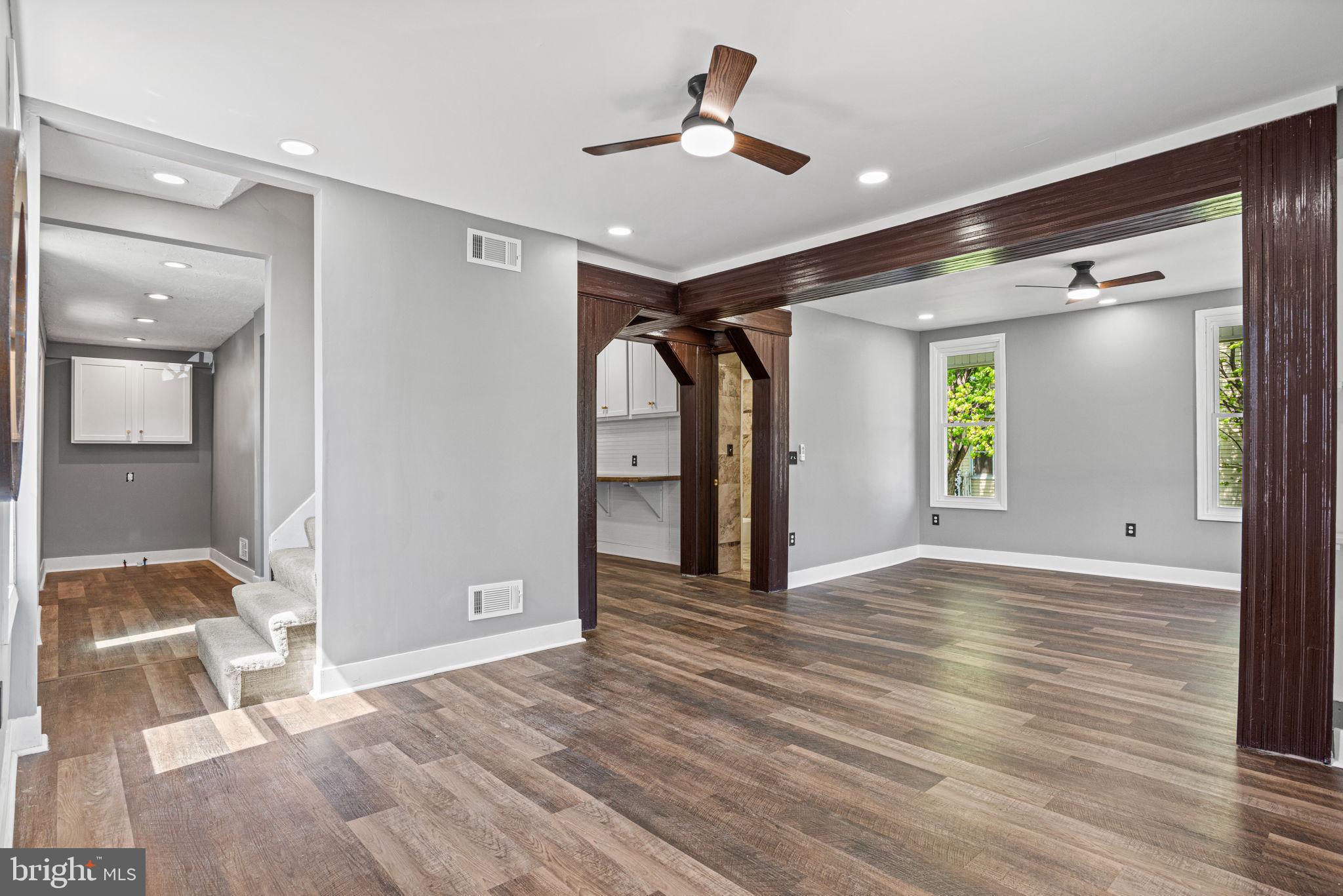 283 N LOCUST POINT ROAD