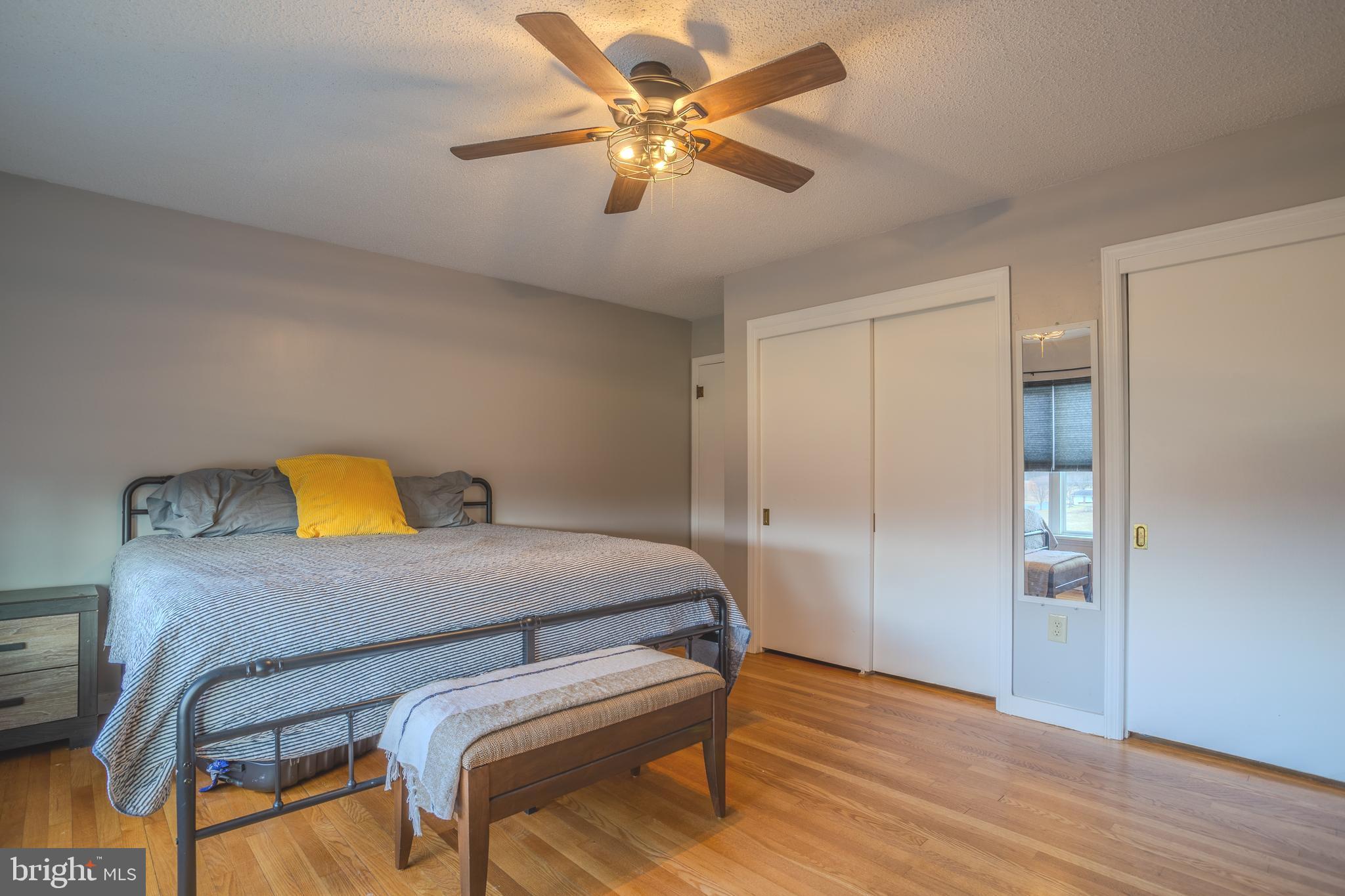 OAK BREEZE - Residential