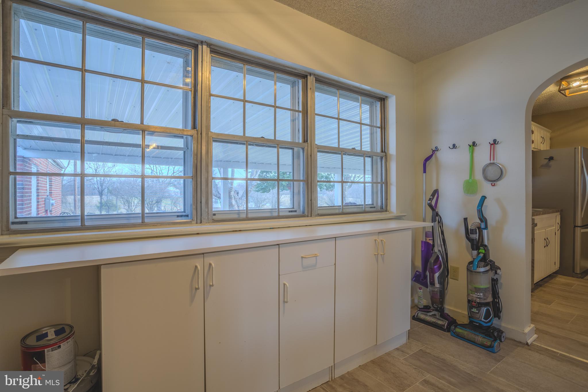 OAK BREEZE - Residential