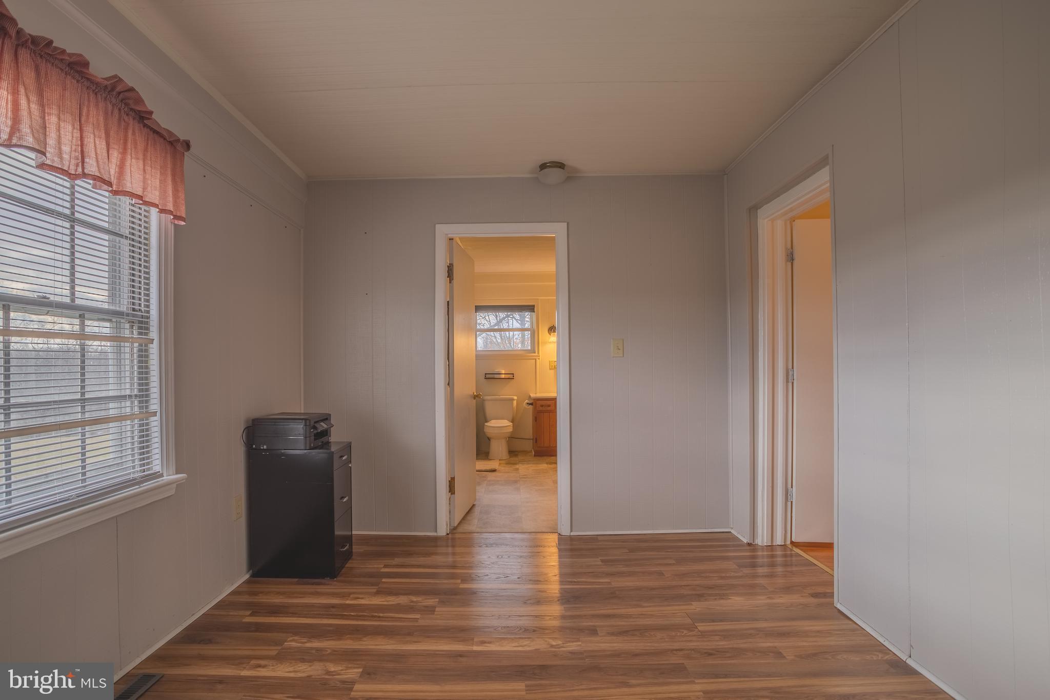 OAK BREEZE - Residential