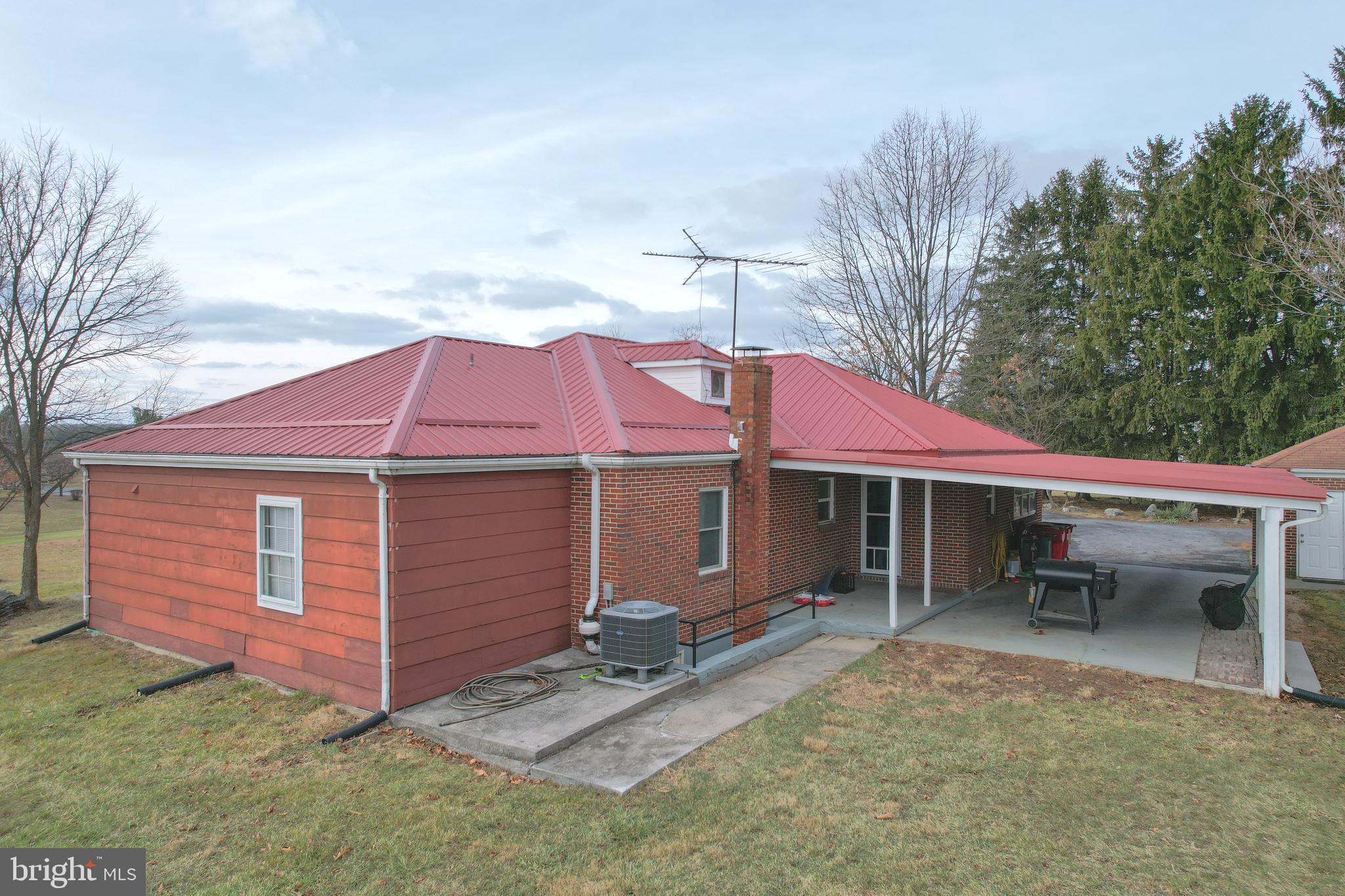 OAK BREEZE - Residential