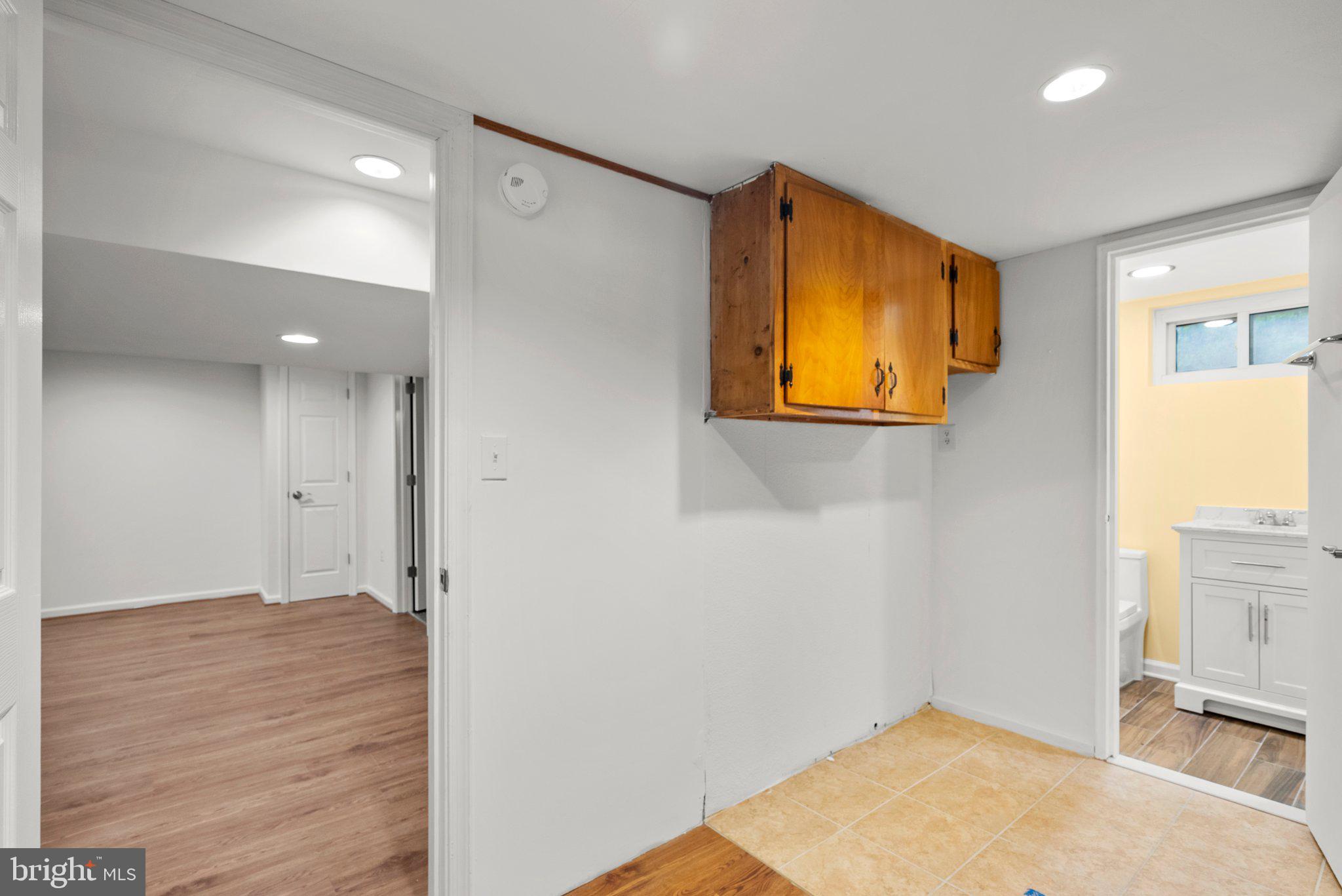 RANDOLPH HILLS - Residential Lease