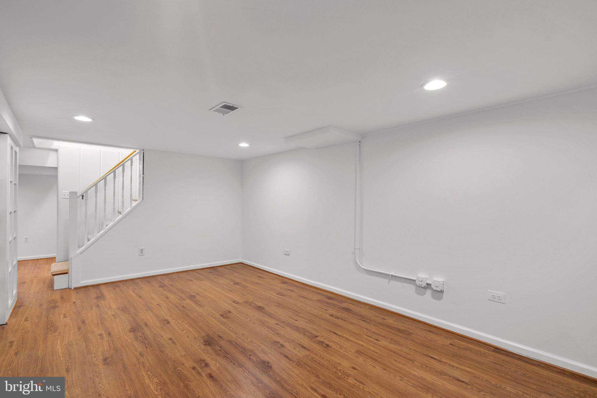 RANDOLPH HILLS - Residential Lease