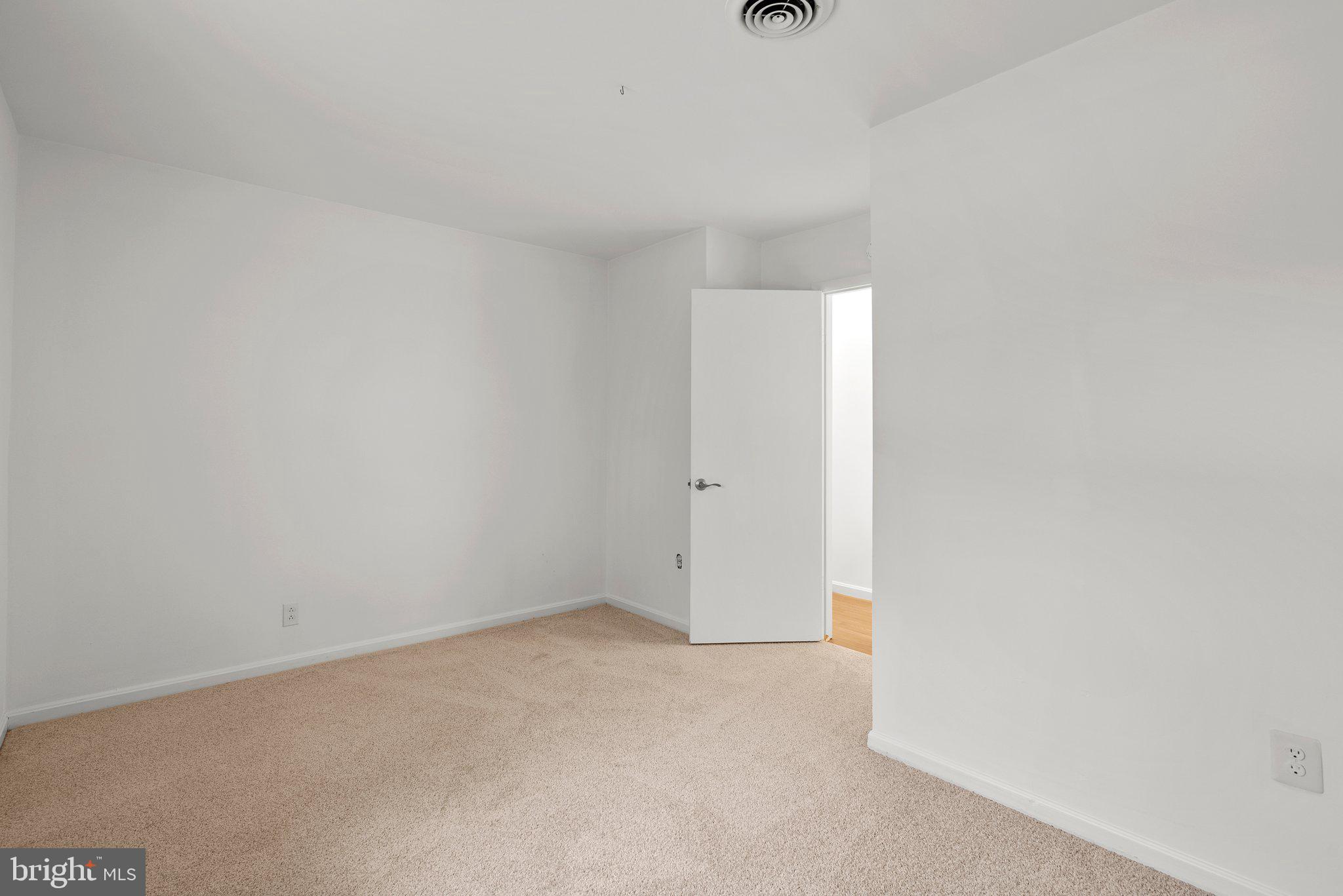 RANDOLPH HILLS - Residential Lease