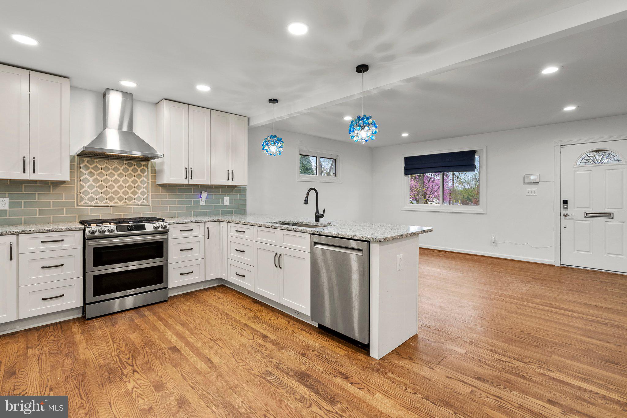 RANDOLPH HILLS - Residential Lease