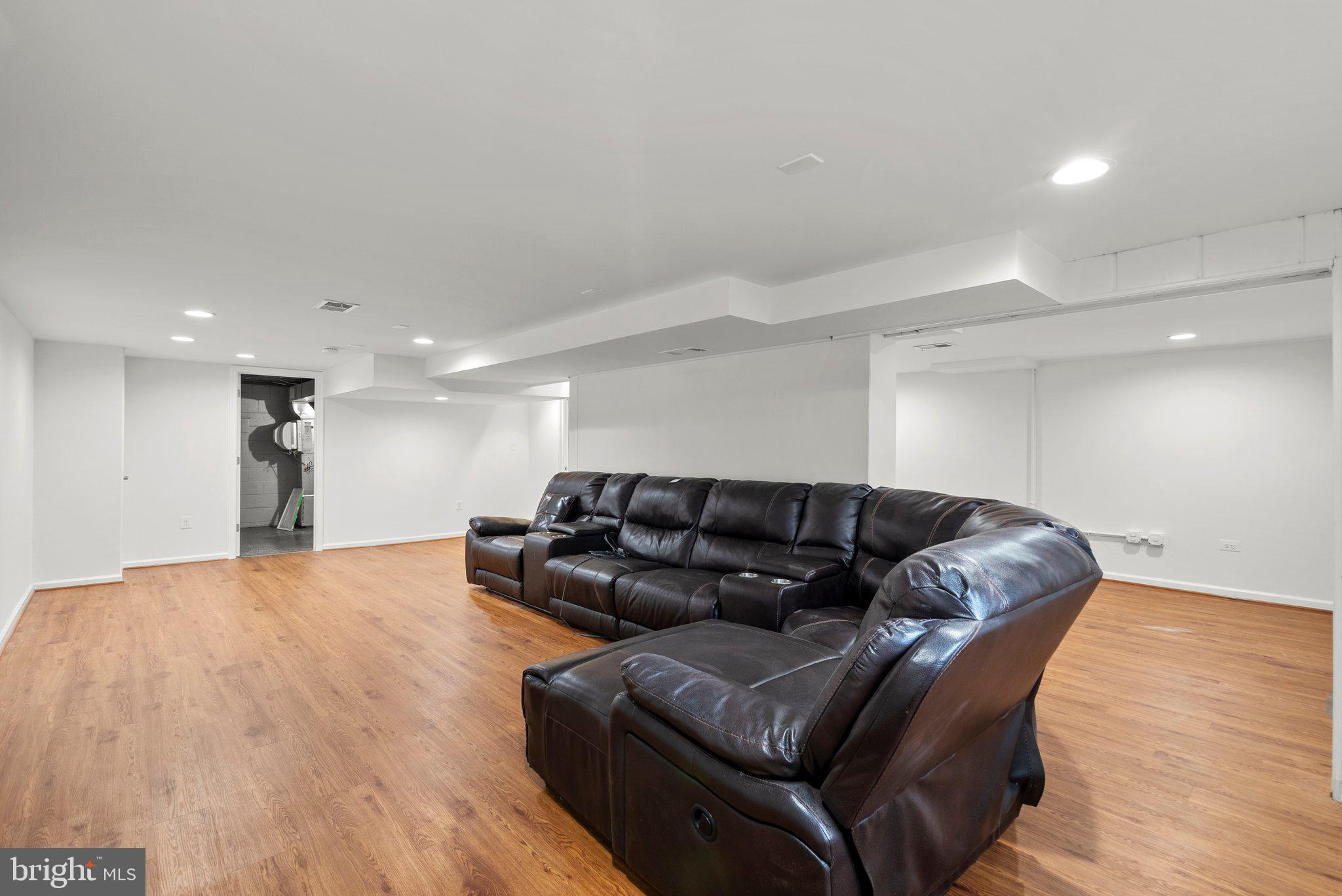 RANDOLPH HILLS - Residential Lease