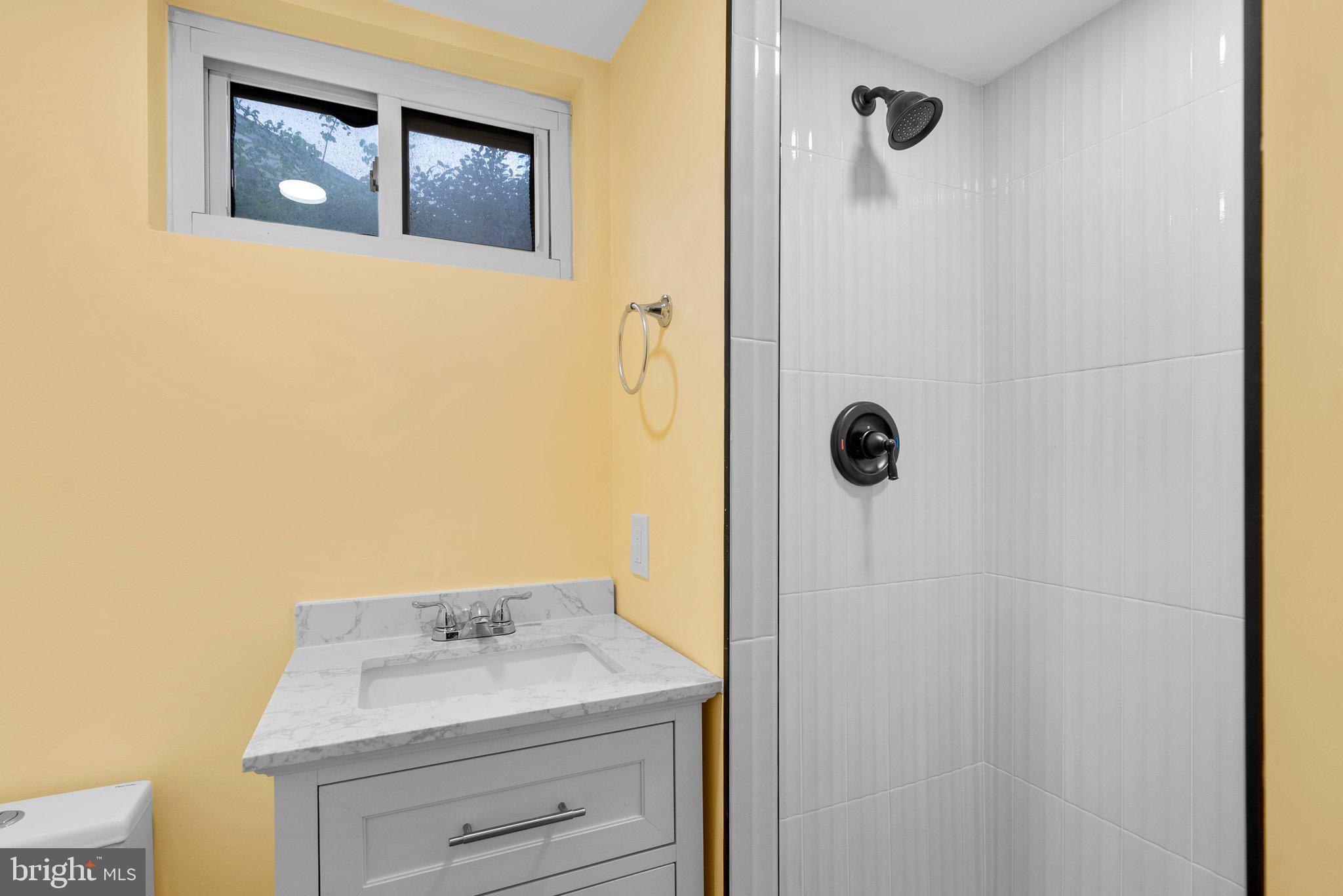 RANDOLPH HILLS - Residential Lease