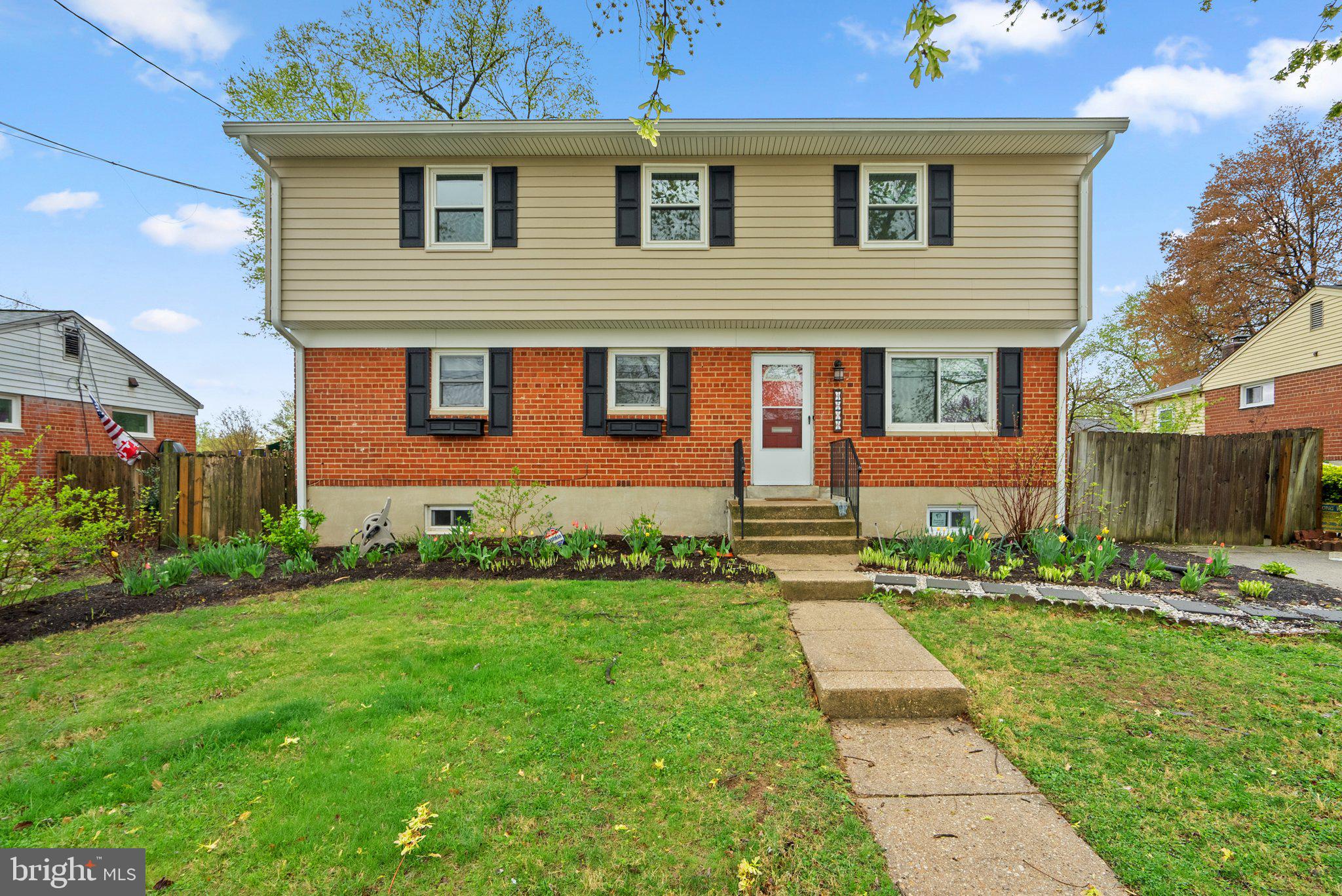 RANDOLPH HILLS - Residential Lease