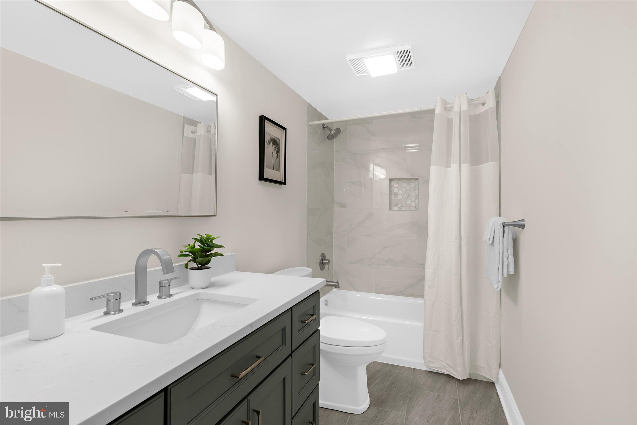 WINTHROP HOUSE - Residential