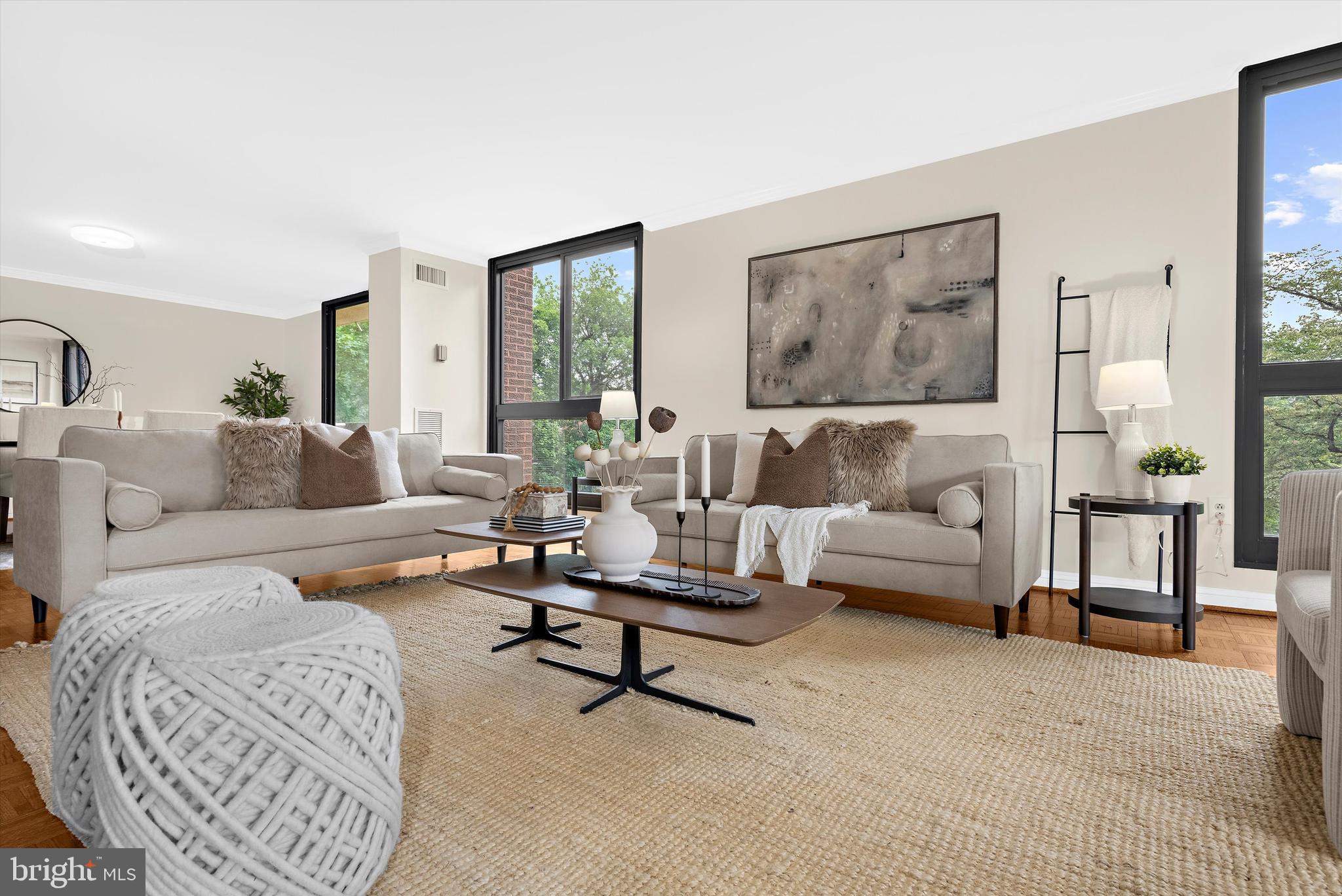 WINTHROP HOUSE - Residential