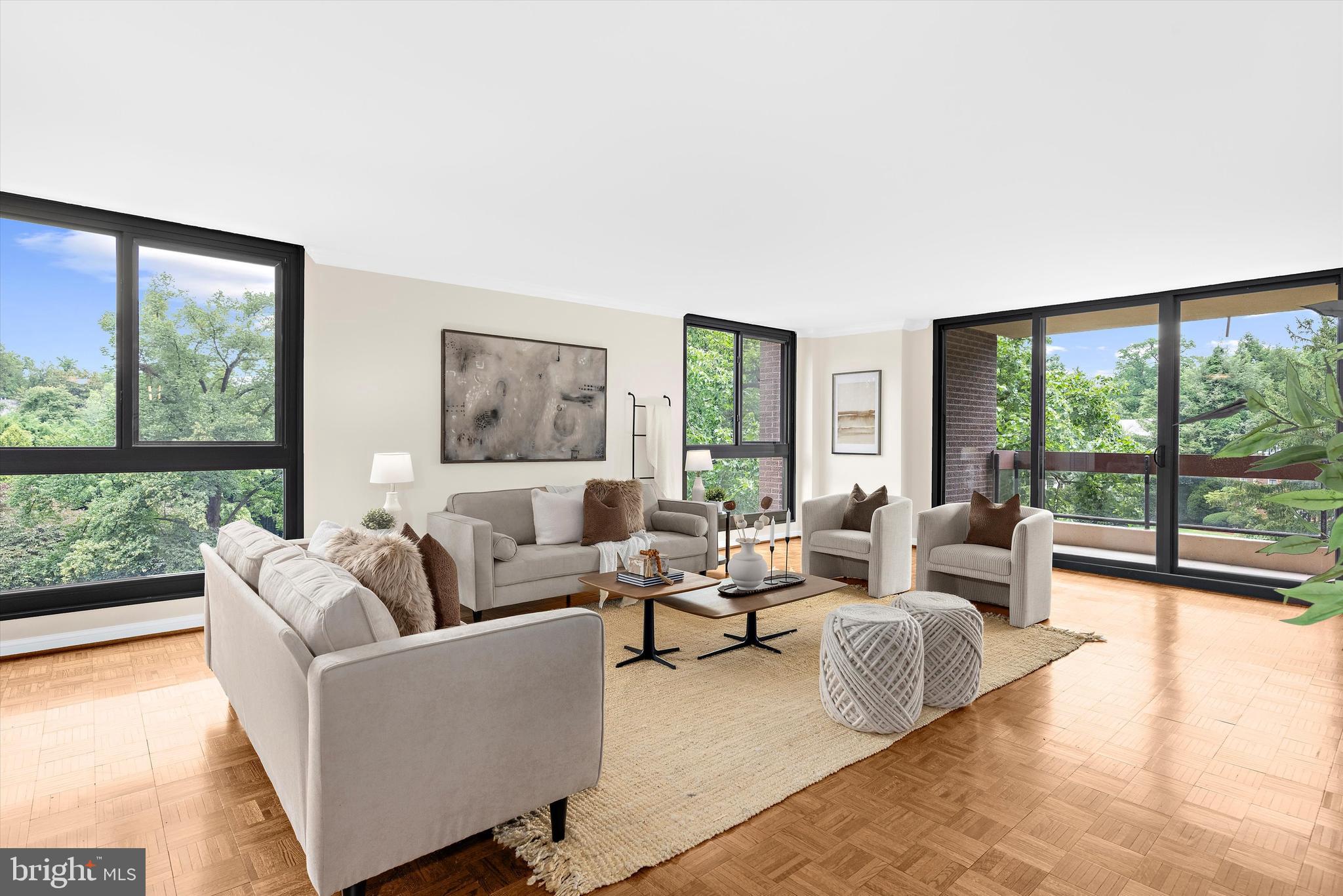 WINTHROP HOUSE - Residential